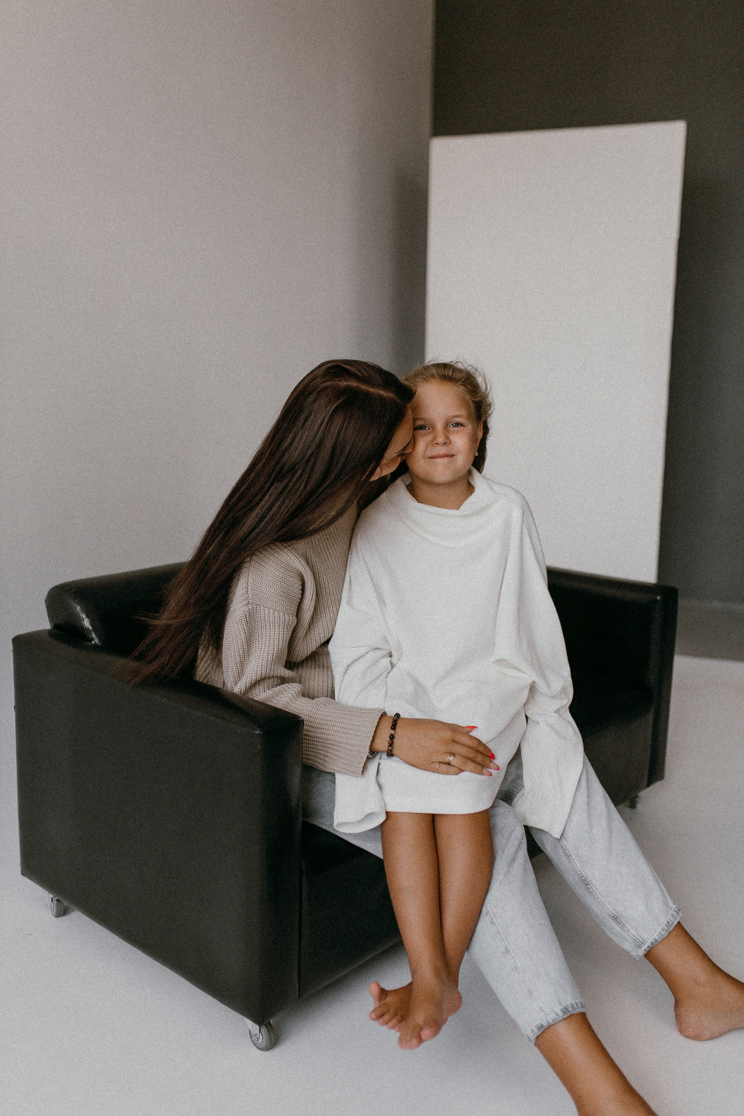 Есения и мама. Семейный фотограф Губкин/Старый Оскол