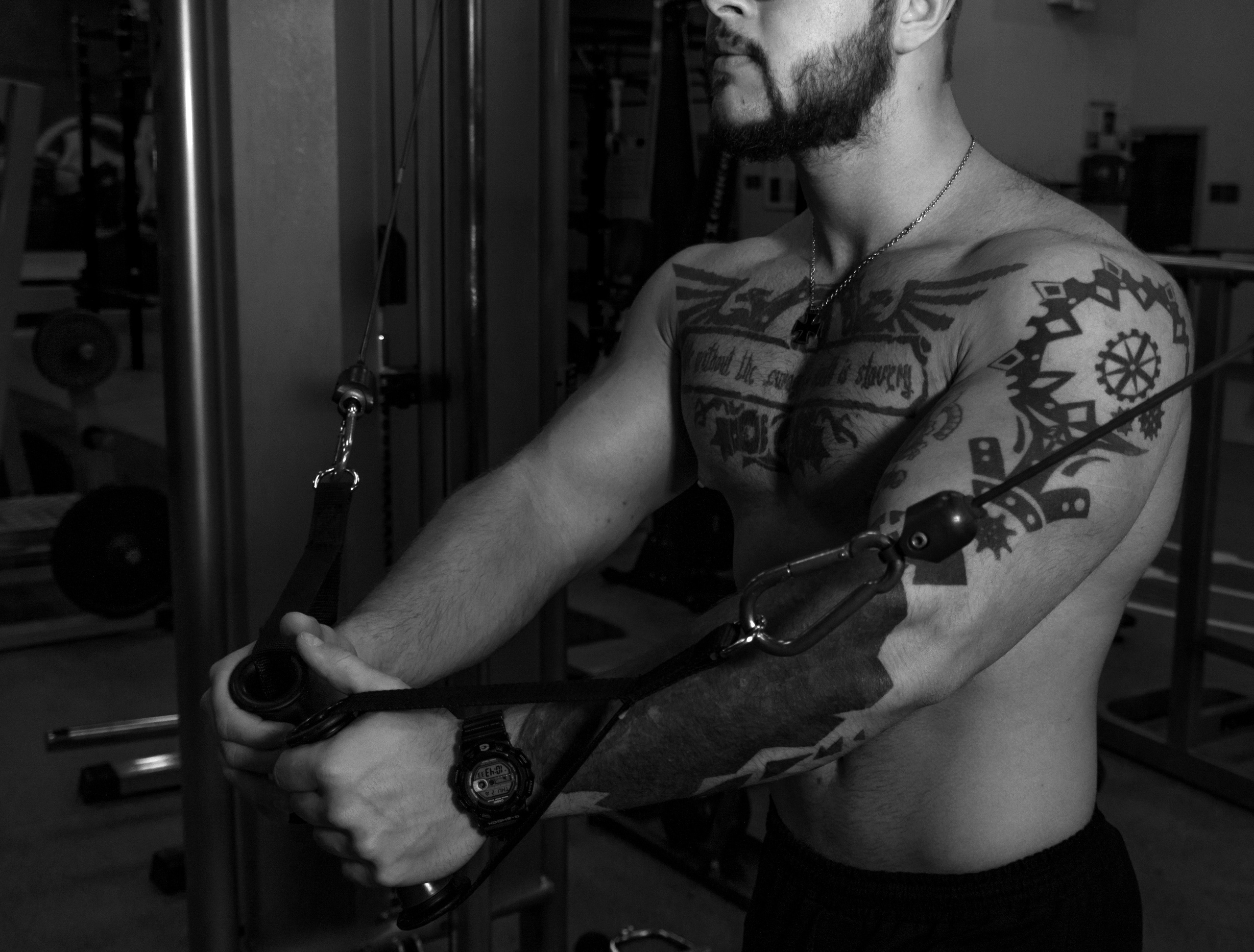 Контент-фотосъемки для экспертов и фитнес тренеров. AI Фотограф Краснодар: мужские и женские фотосессии, стилизация съемки. Нейро-фотосессии онлайн