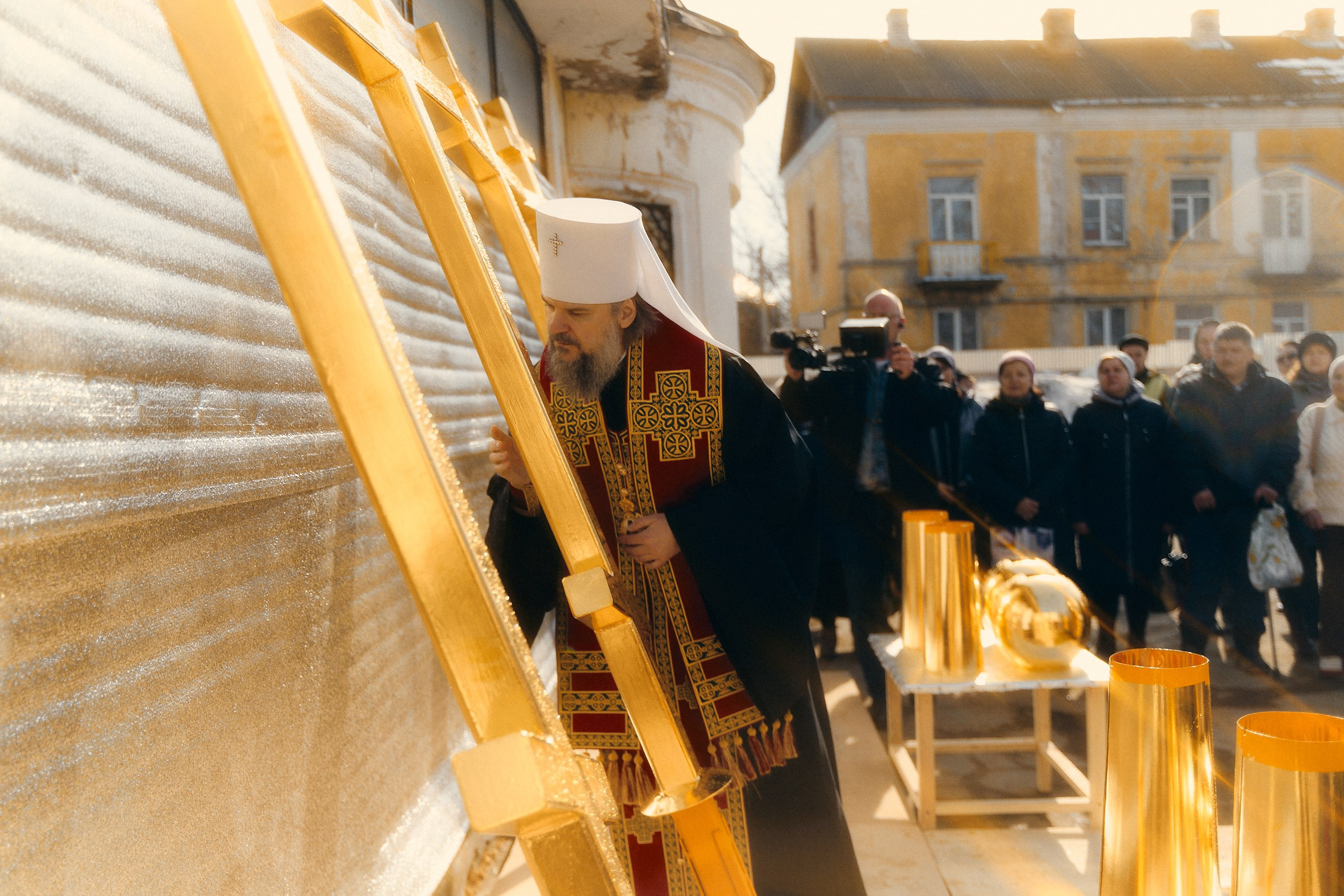 Освящены четыре накупольных креста для Георгиевской церкви в Торжке