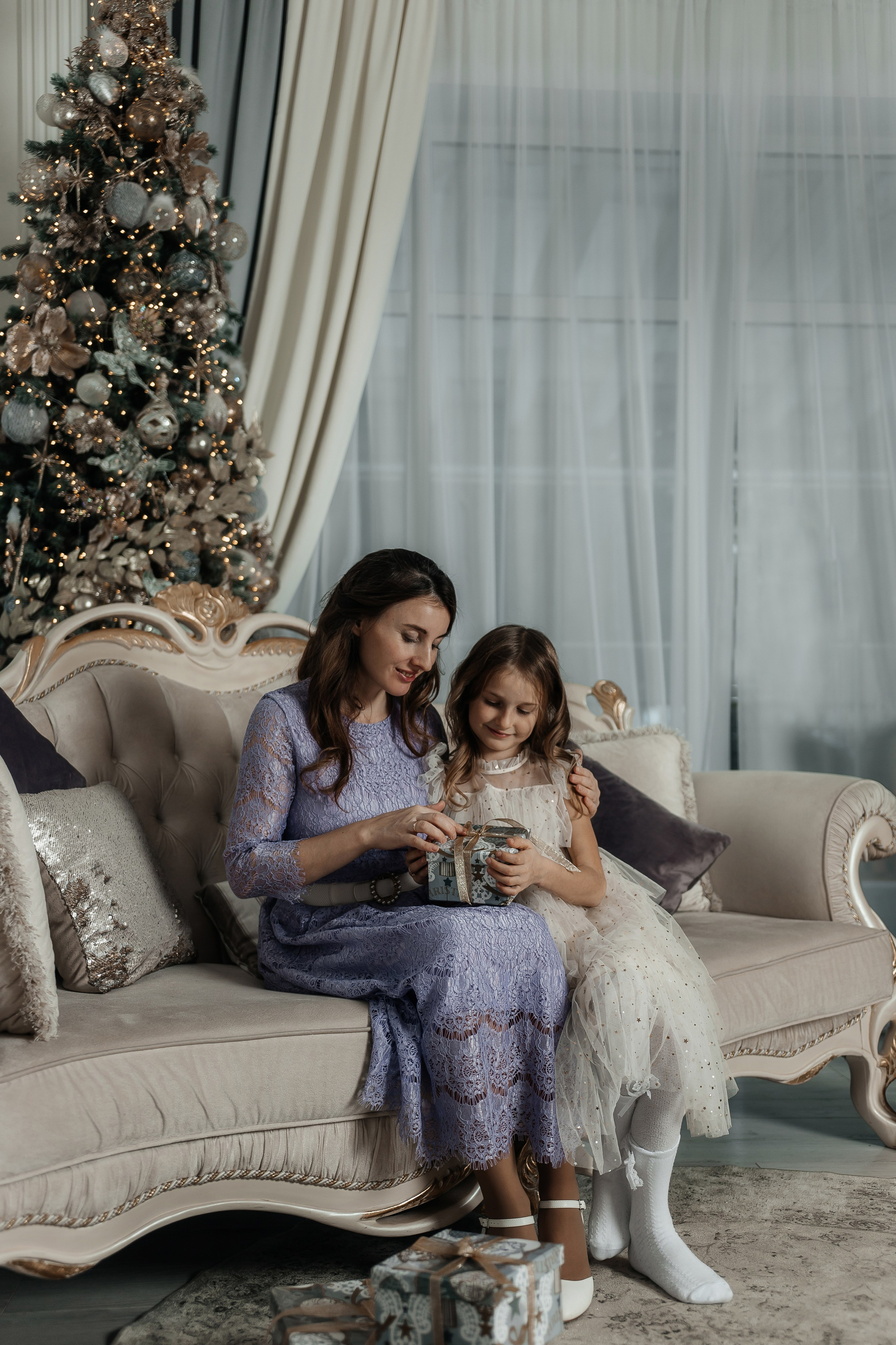 Студии. Выпускные фотоальбомы Фрязино Щёлково Света Шенгелия