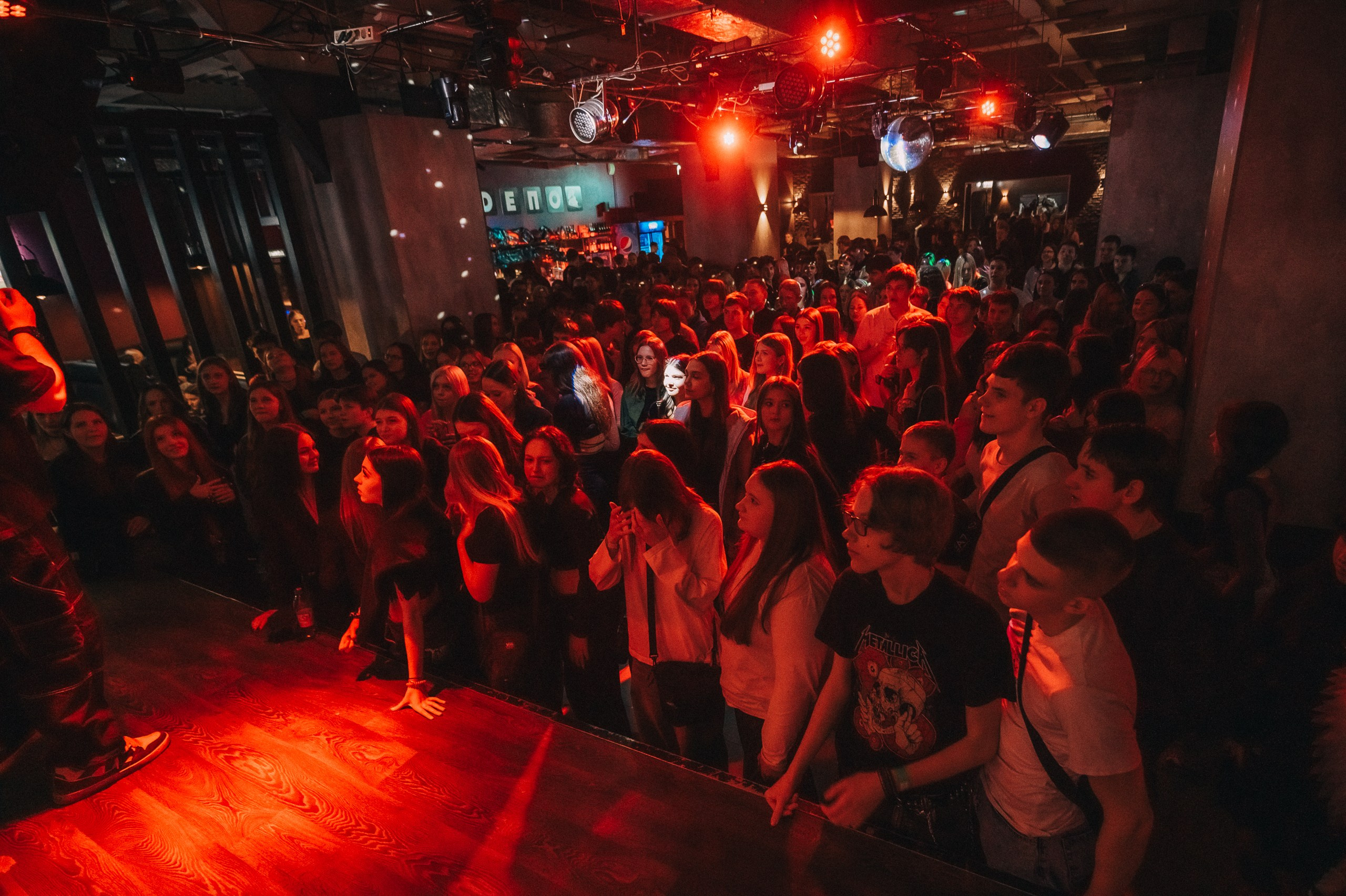 8 MARCH WOMENS DAY PARTY. Фотограф в Кемерово Владислав Шульц