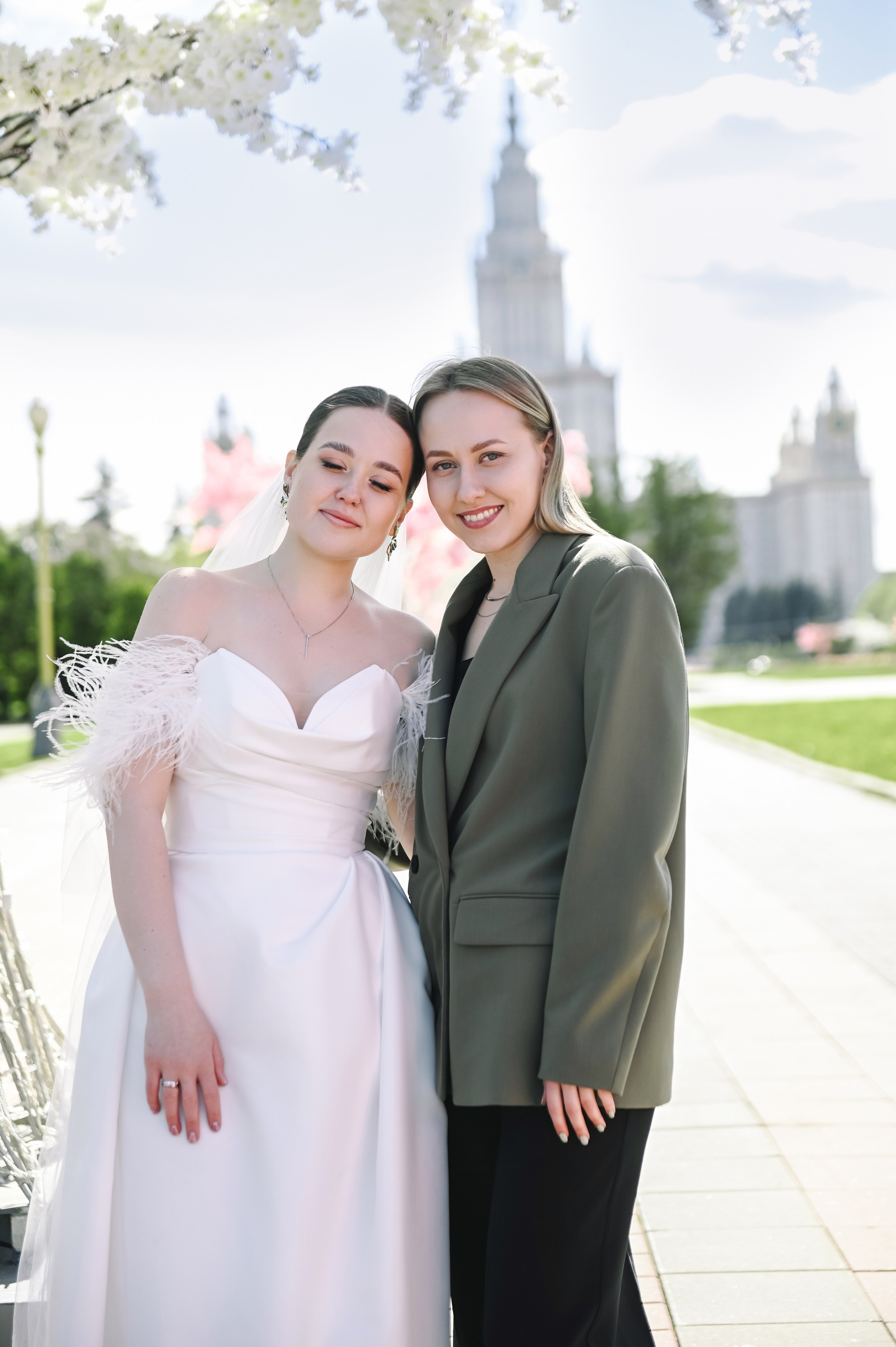 Владимира и Дмитрий. Главная