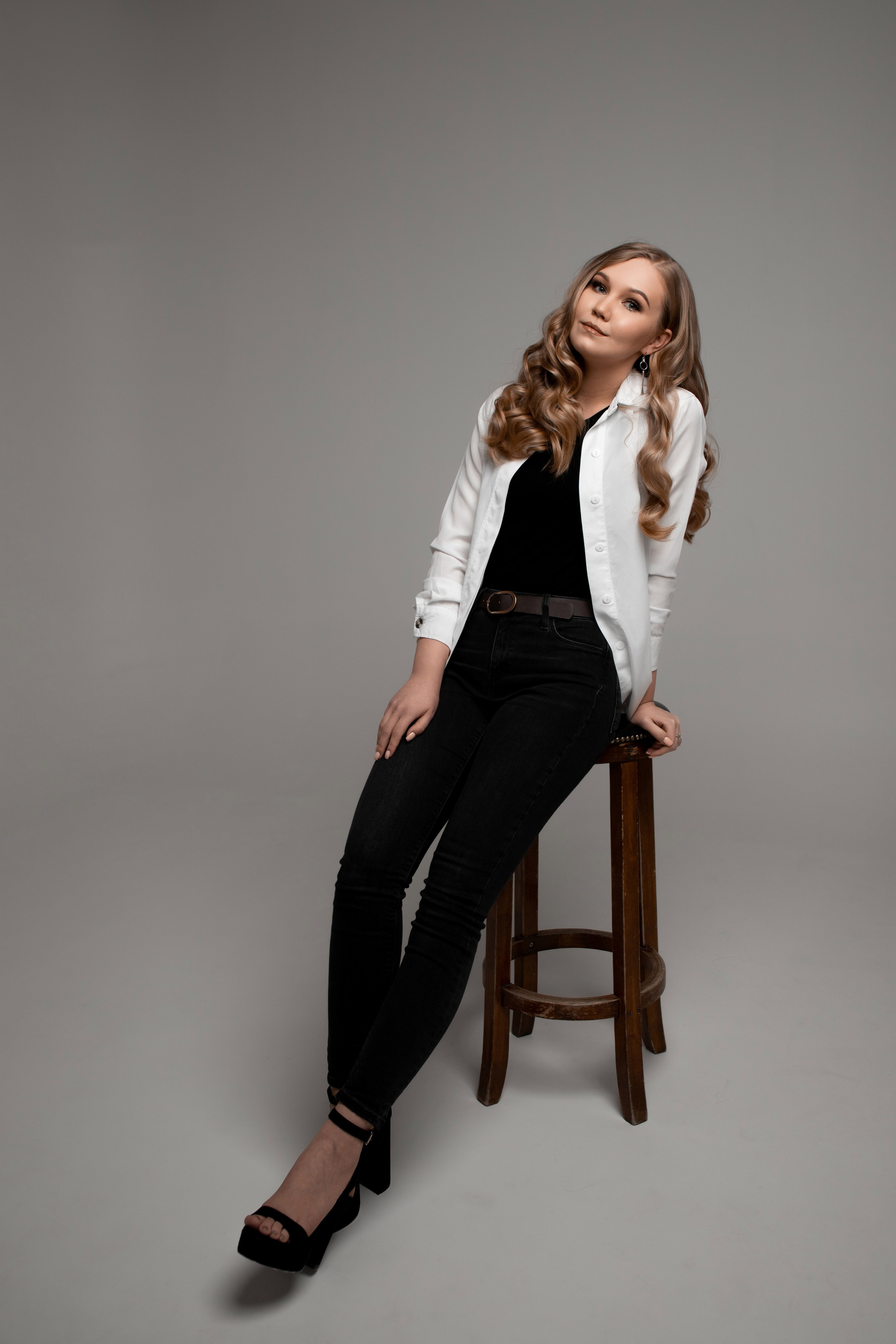 Женский портрет в Тюмени. Фотограф Денис Лесковский (Тюмень)