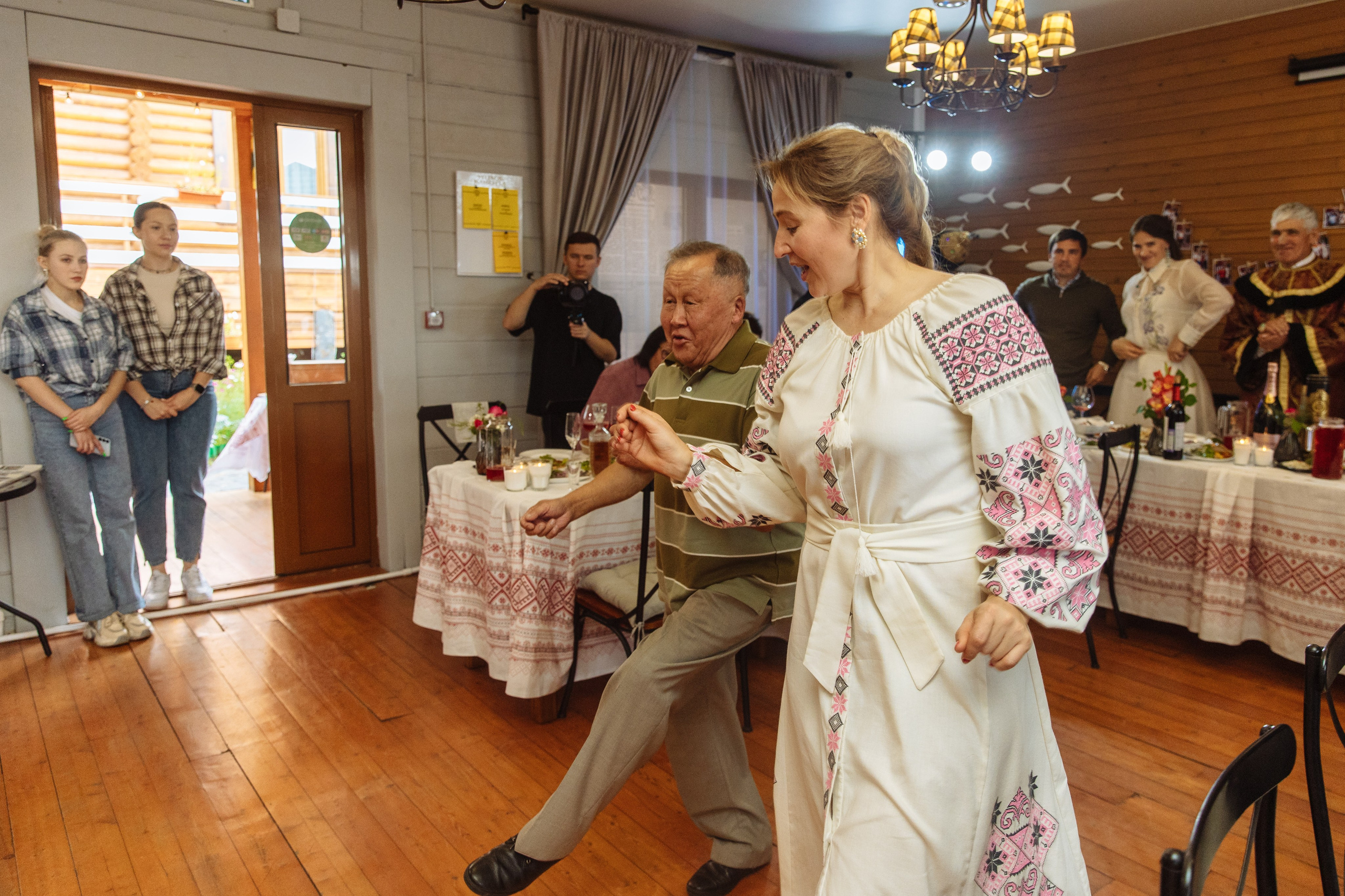 «Иван Васильевич меняет профессию» Юбилей. Свадебный и семейный фотограф в Улан-Удэ