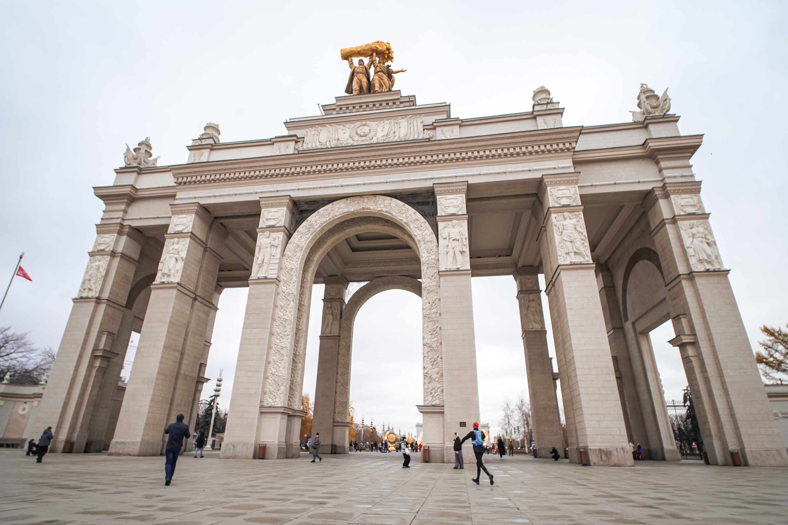 #марафонудома #яuzarun 2024 2-я петля, группа 6:30. Роман Капилюшов. Бег. Фото. Видео. г. Люберцы