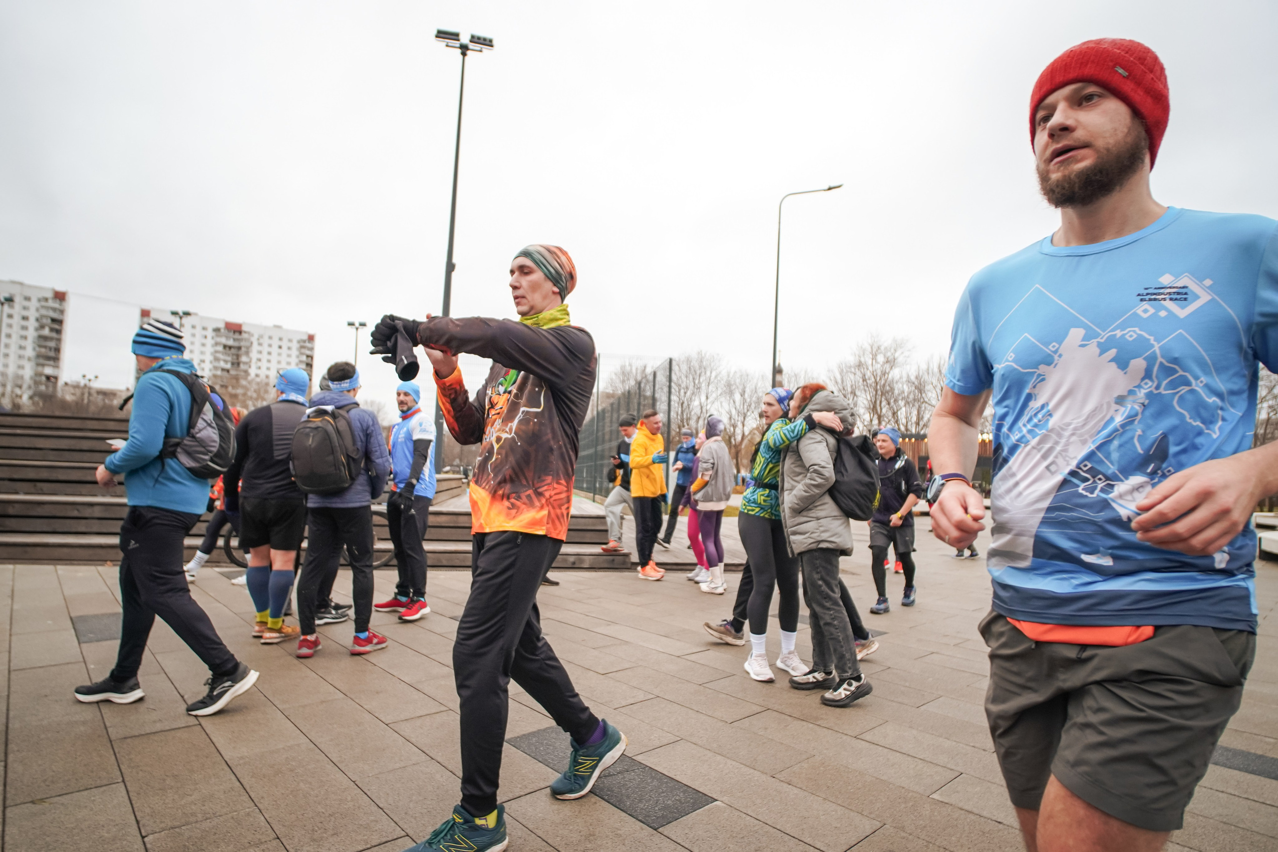 #марафонудома #яuzarun 2024 2-я петля, группа 6:30. Роман Капилюшов. Бег. Фото. Видео. г. Люберцы