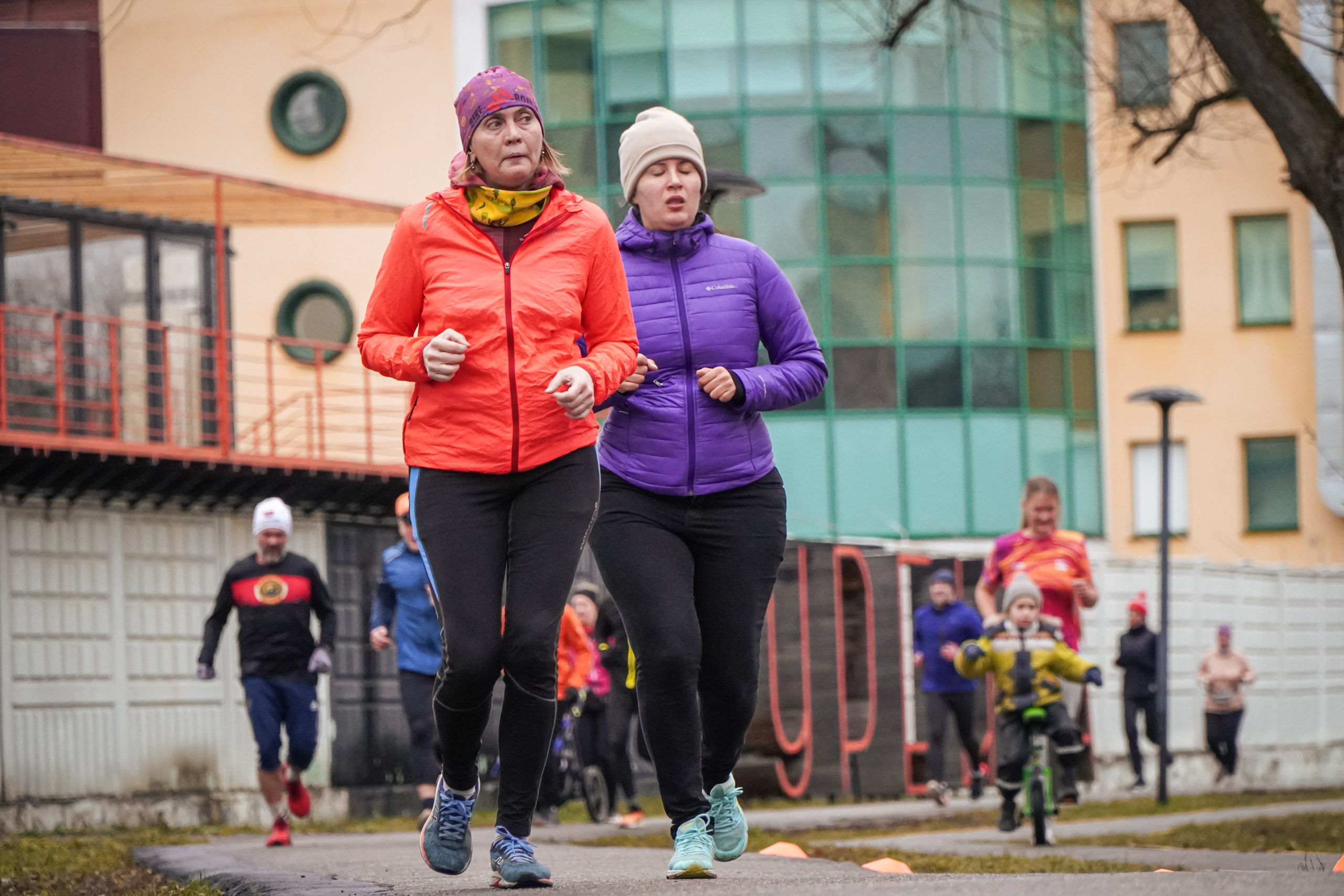 5 вёрст Реутов 16.11.2024. Роман Капилюшов. Бег. Фото. Видео. г. Люберцы