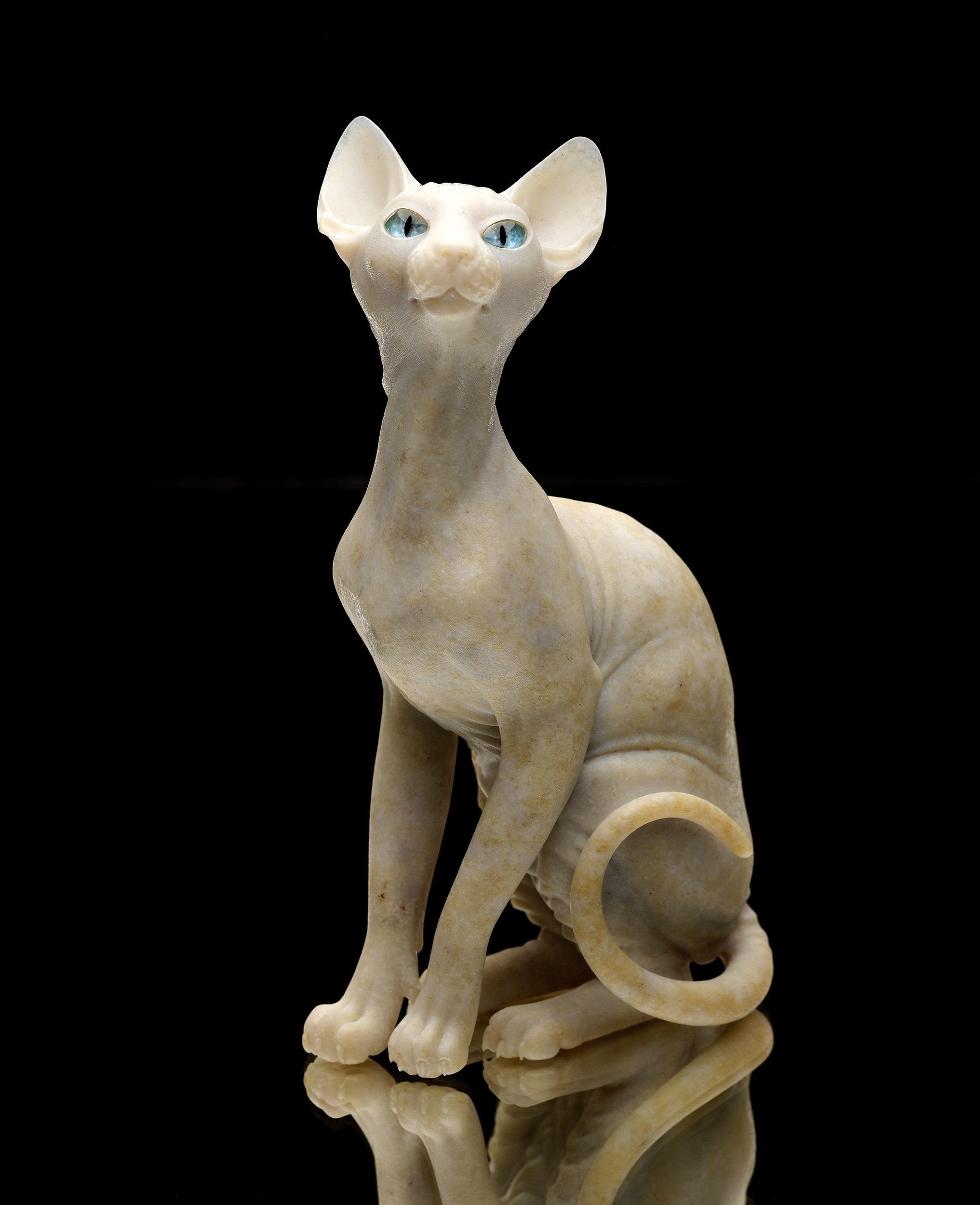 Камнерезные изделия. Предметная фотосъемка антиквариата, ювелирных украшений, камнерезных изделий, картин, предметов искусства и коллекционных предметов