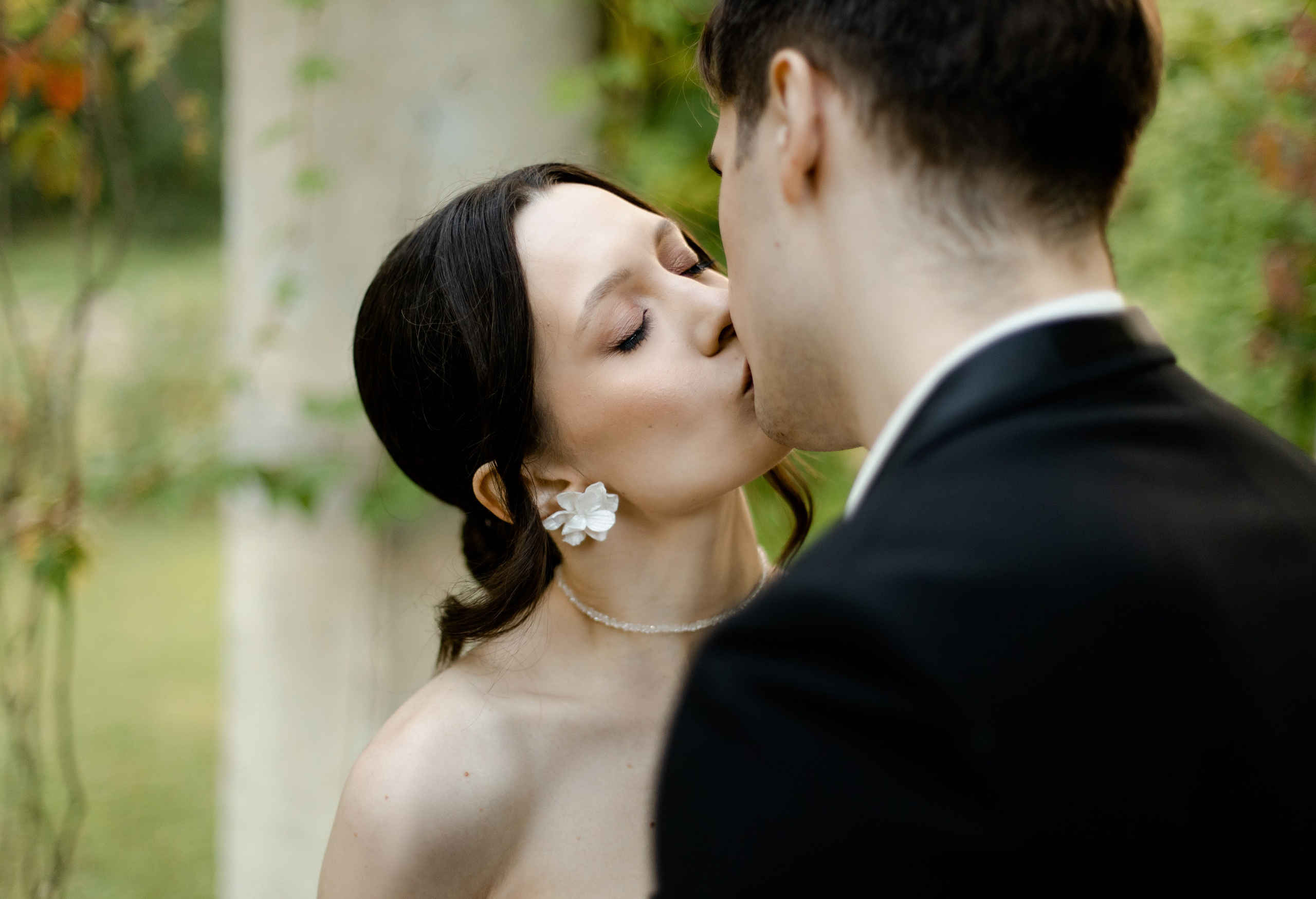 Свадебная прогулка в Ораниенбауме. Свадебный и портретный фотограф в Миассе Филиппенко Дарья