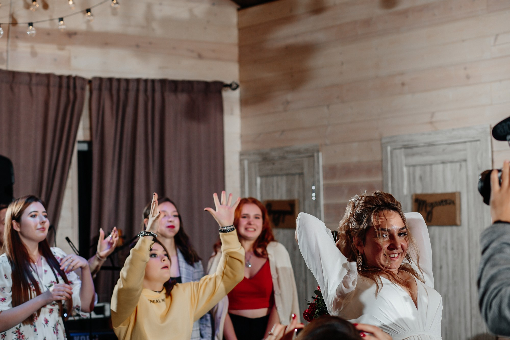 Свадебная съемка Северодвинск в стиле рок. Свадебный фотограф в Архангельске и Северодвинске