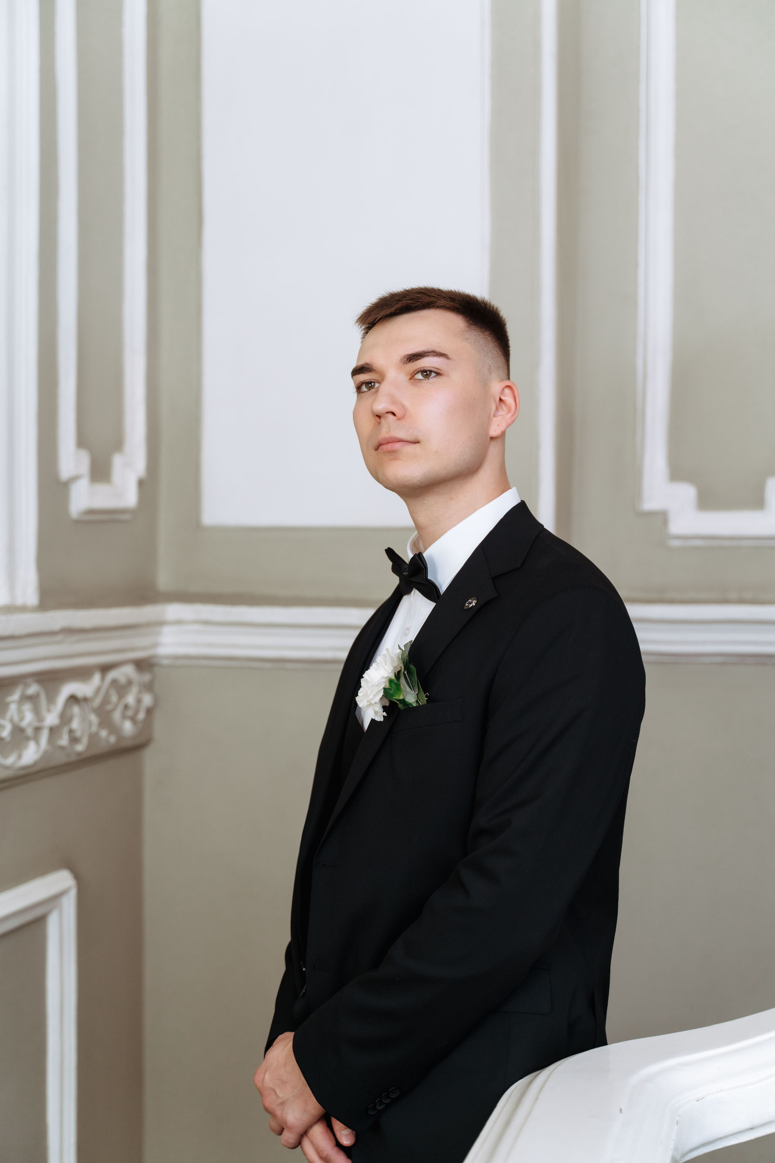 фотосессия жениха в ЗАГСе города Новочеркасск