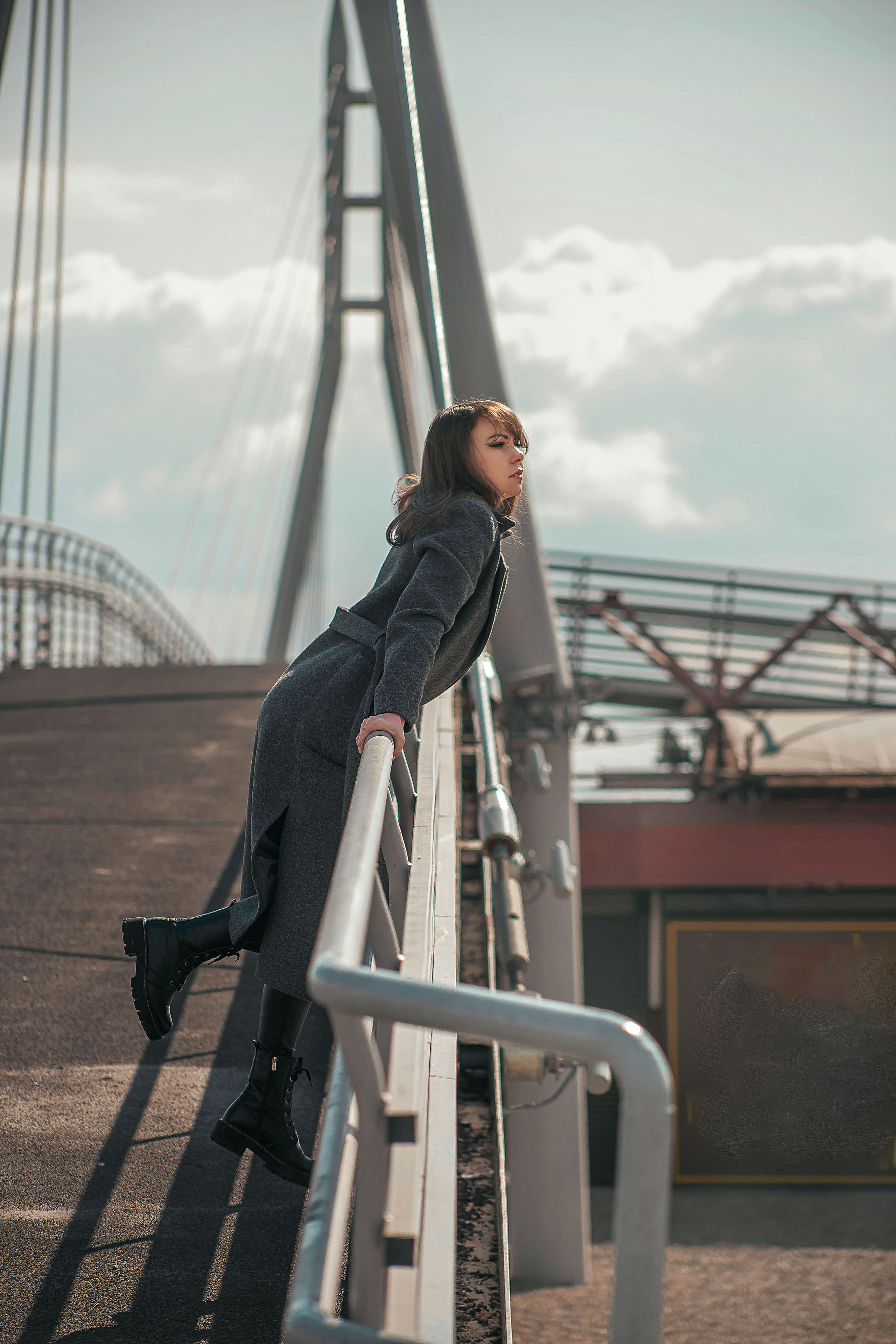 На мосту. Рыжий Фотограф Иркутск