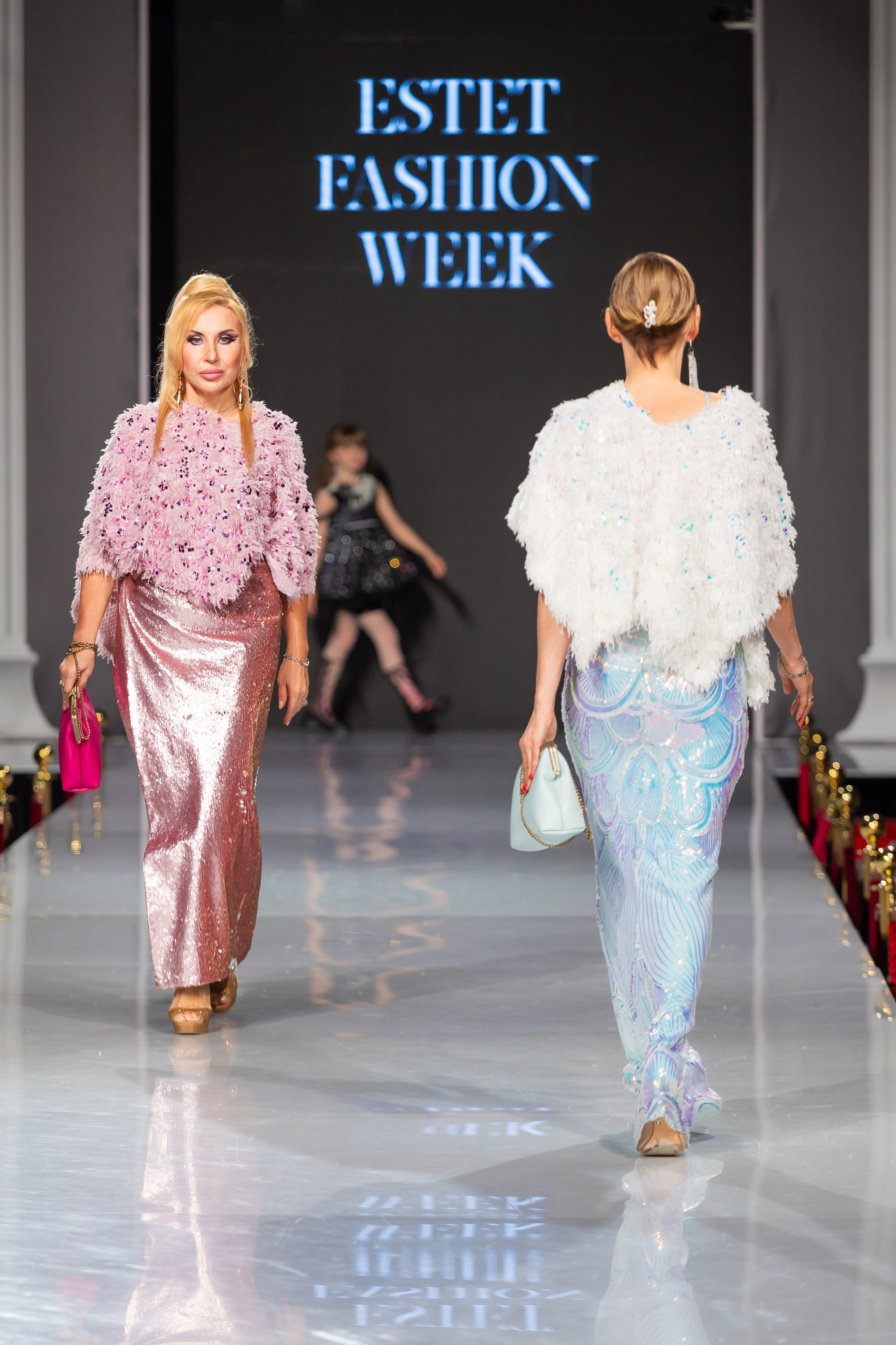 Estet Fashion Week. Photomantis