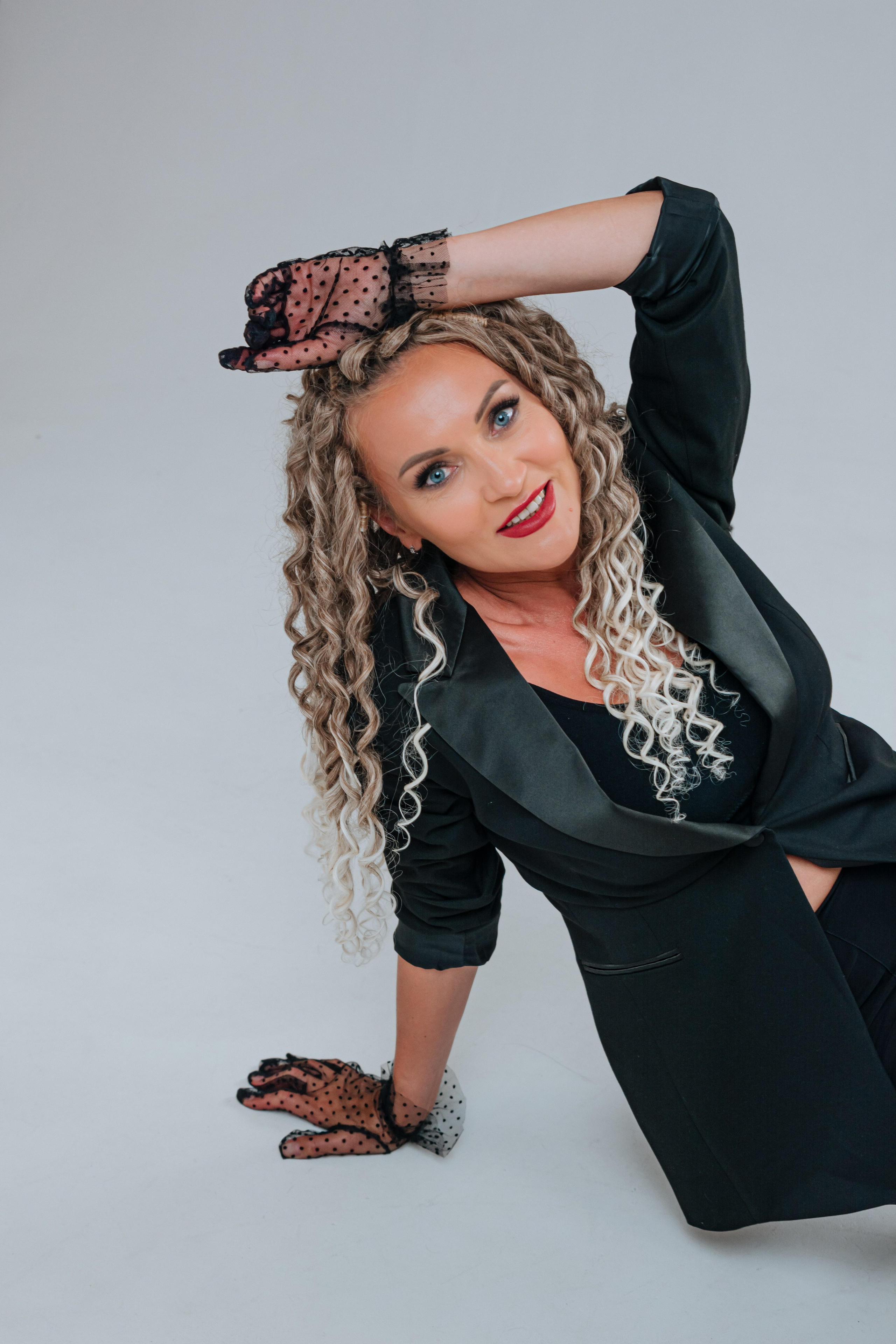 Фотосессия Superwoman Натальи и Светланы для афишы. Портретный фотограф в Санкт-Петербурге Дмитриева Наталия