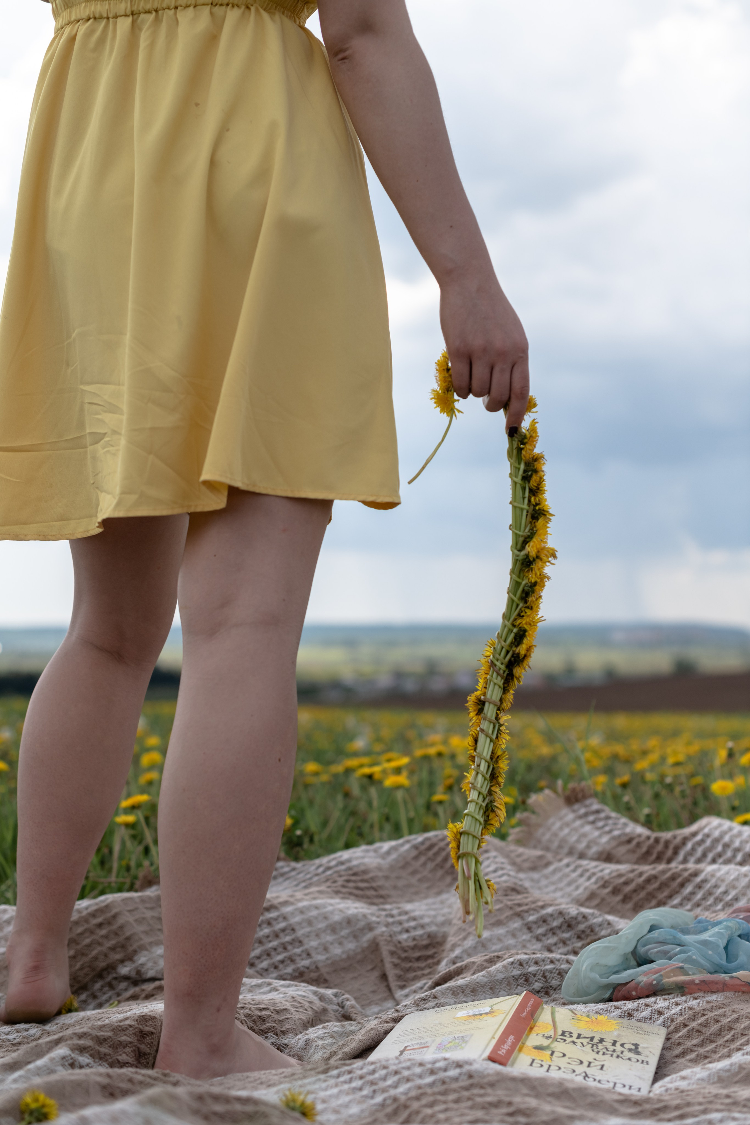 Девушка в одуванчиках. Григорий Карпов, портретный фотограф в городе Перми