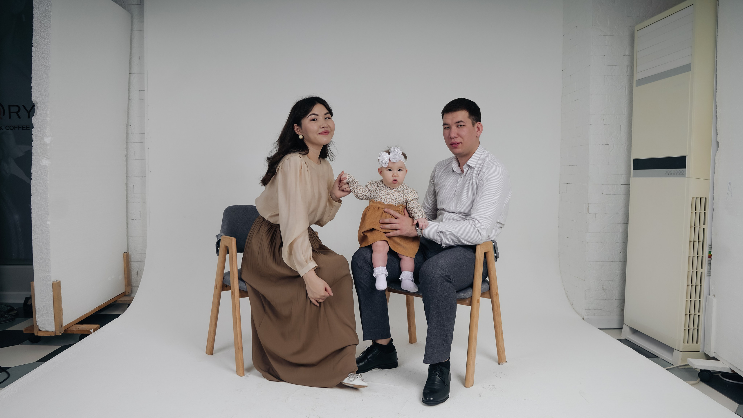 Family story. Уличный и студийный фотограф в Астане Ержанов Нурасыл