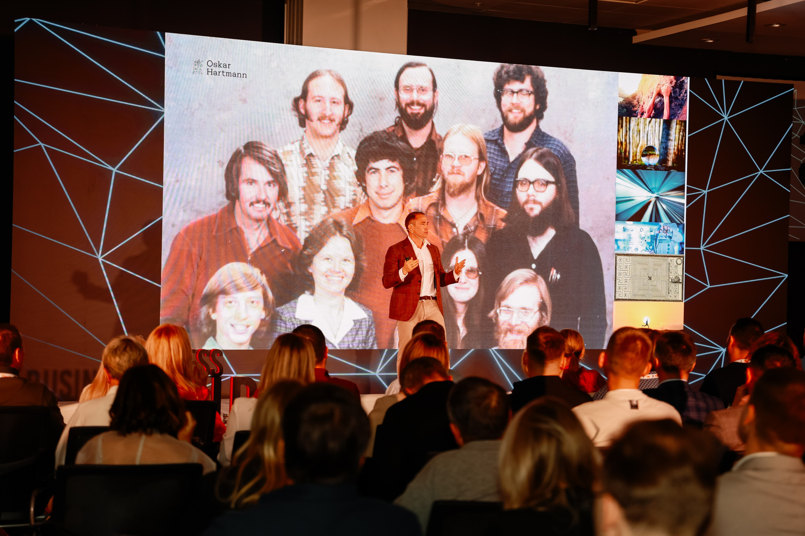 BUSNESS STANDUP с Оскаром Хартманном. Фотограф Юлия Мальцева