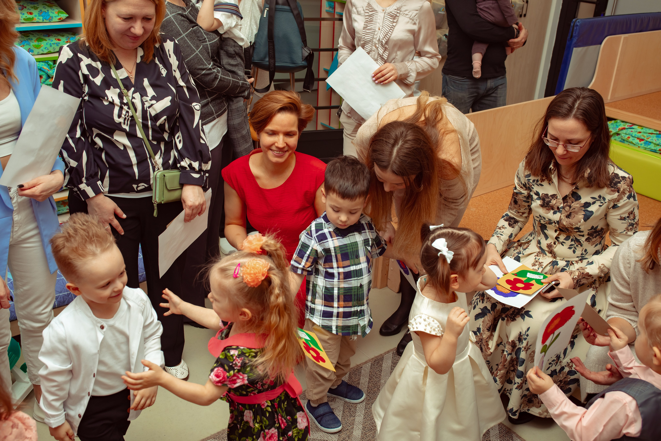 Праздник весны в детском саду. Семейный и детский фотограф в Москве Дорогова Екатерина