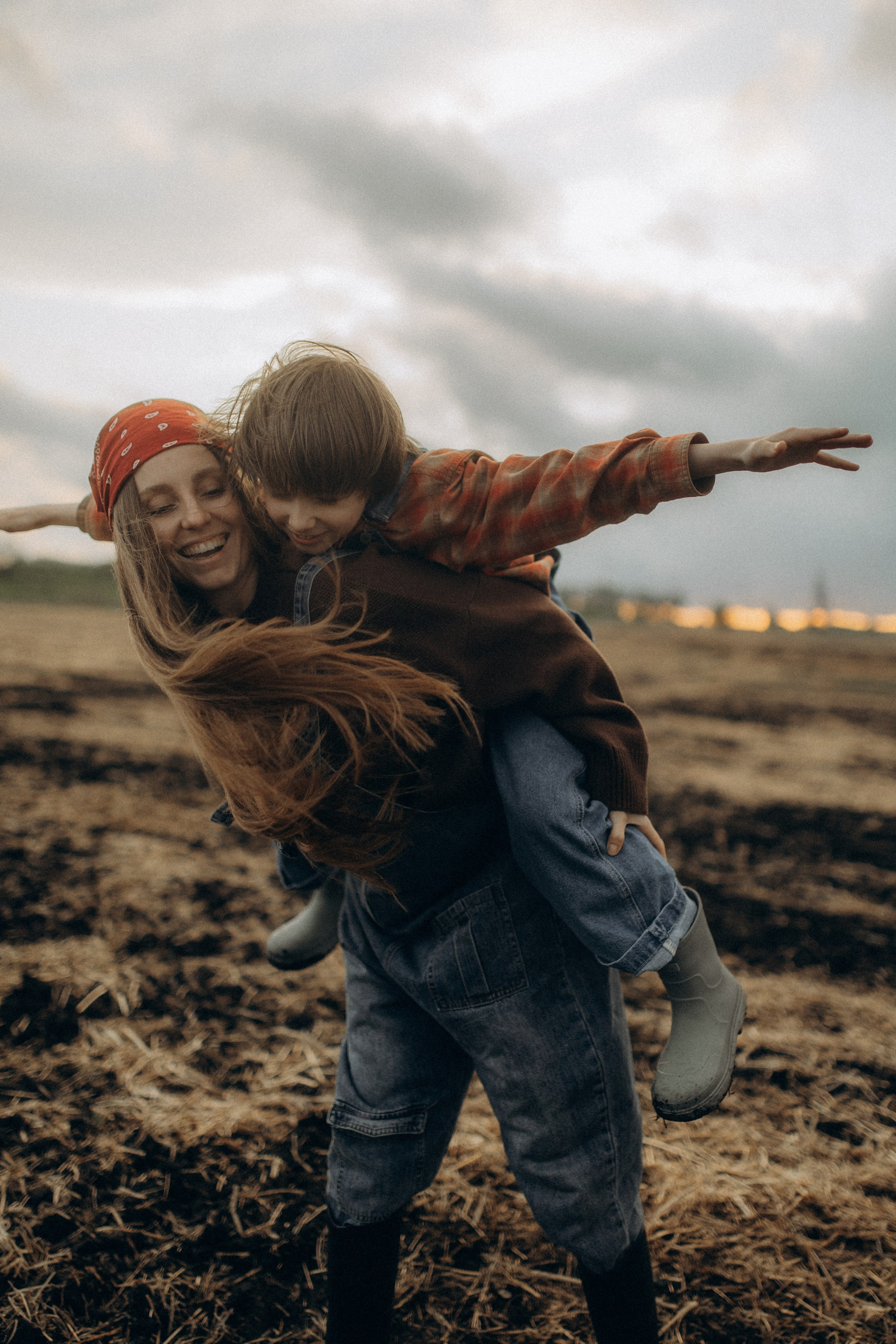 Семейная фотосессия на ферме. Семейный и свадебный фотограф в Новосибирске/Бийске Екатерина Логинова