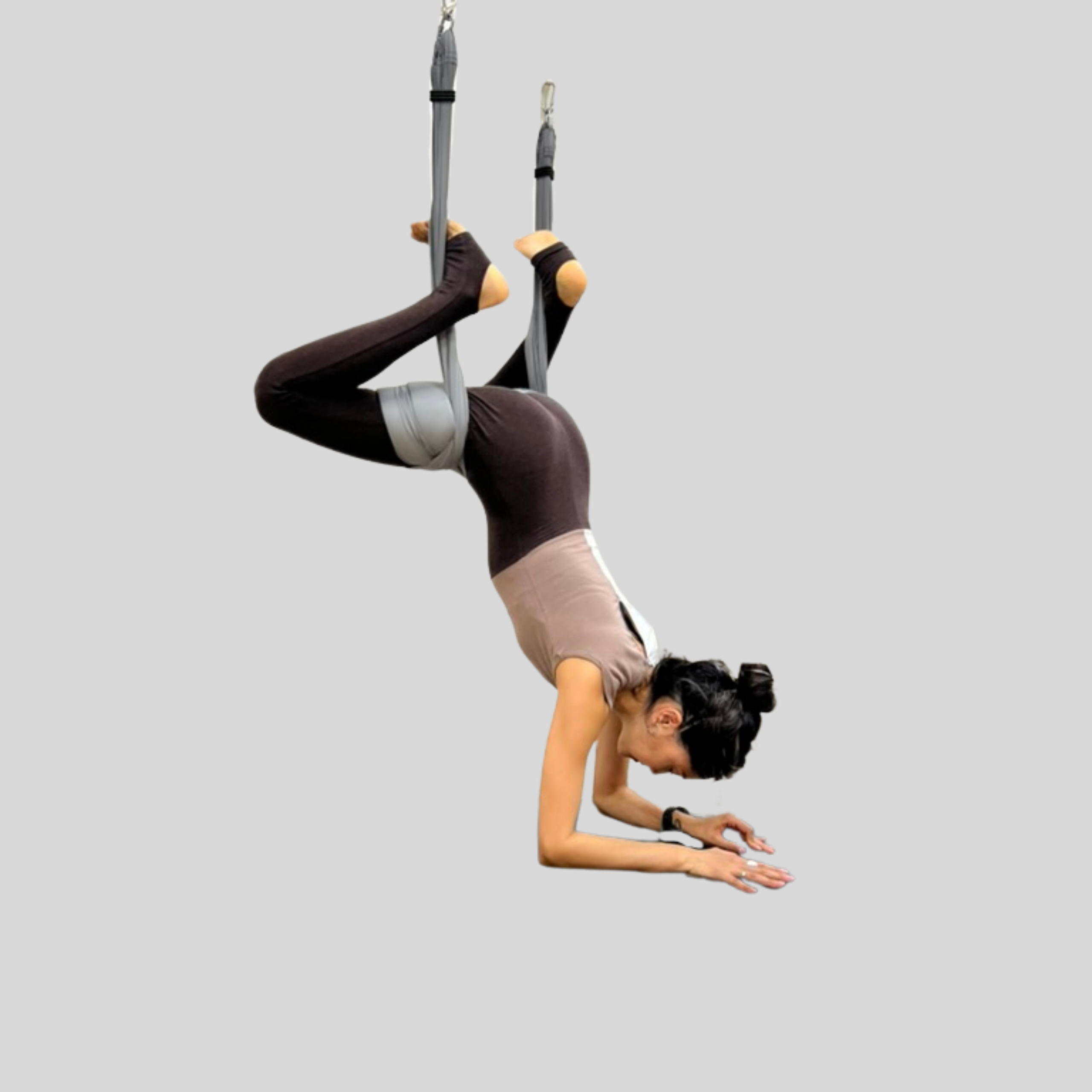 Флай йога, aerial yoga, аэро йога, связка в гамаке, позы в гамаке, aerial yoga exercise, fly yoga practice, fly yoga low, низкий гамак. Преподаю и провожу обучение по флай йоге