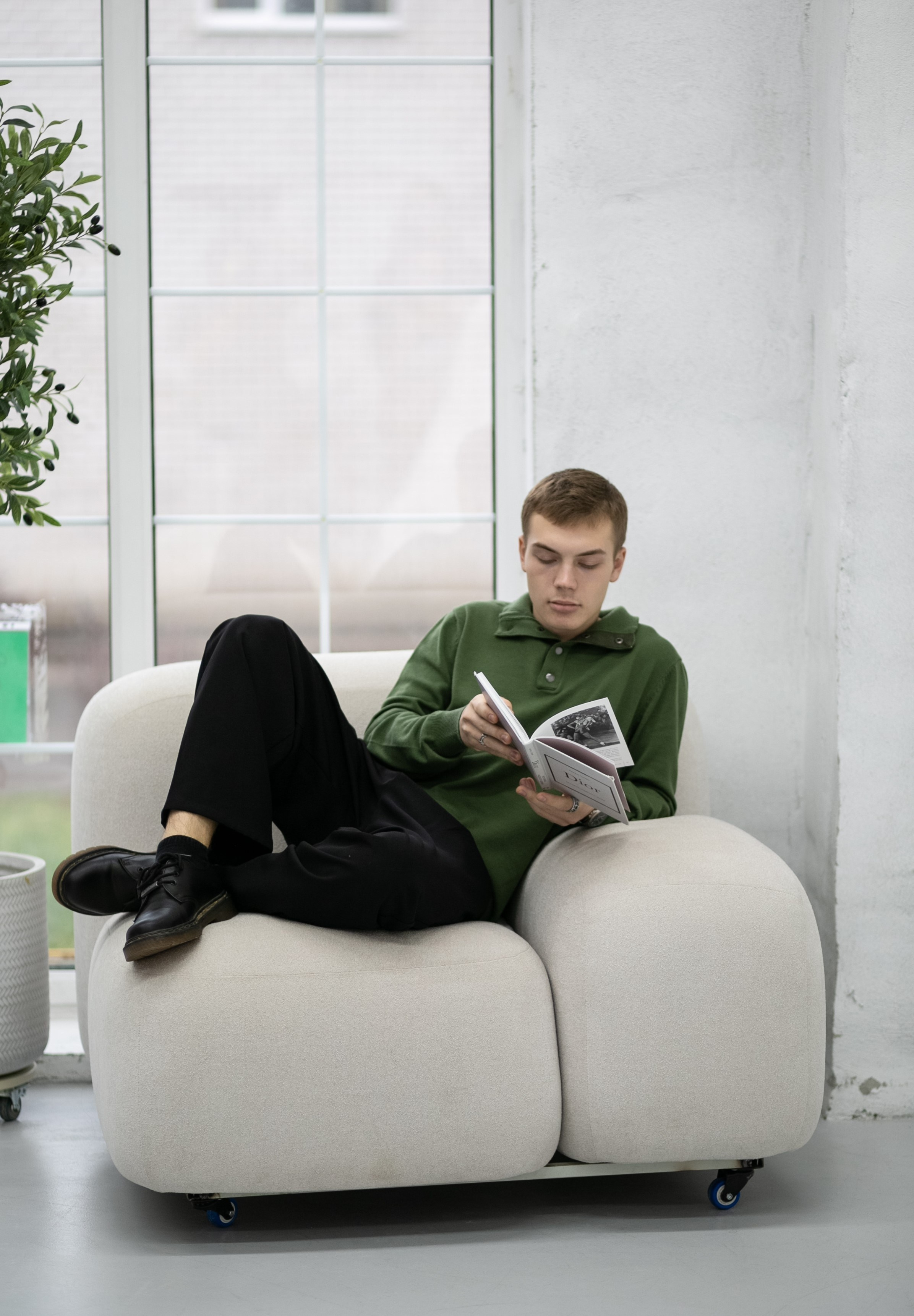 Студия My Place. зал CONTENT. Выпускные альбомы Воронеж от Веры Соколовой