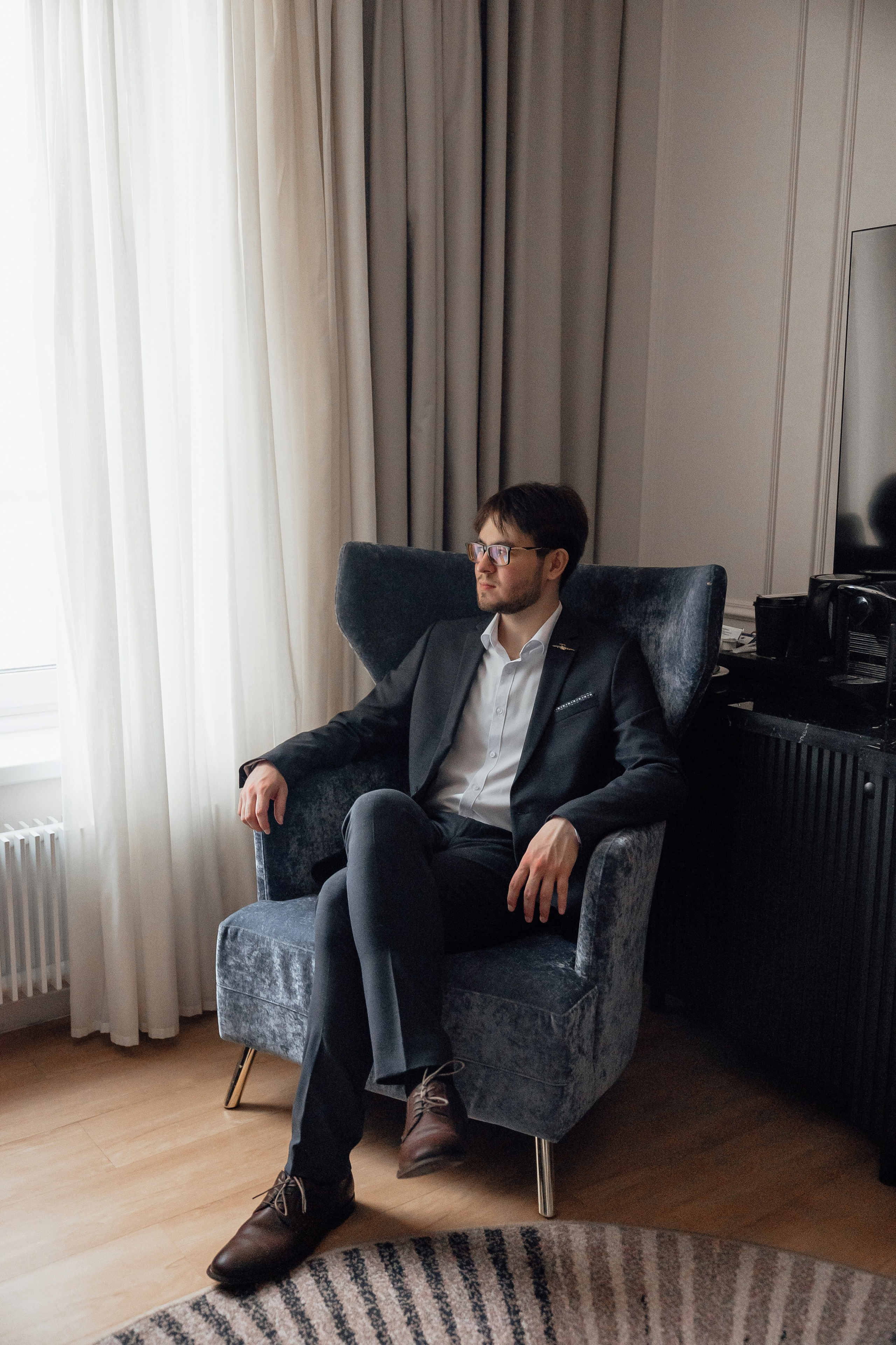 Свадебная фотосессия в отеле Marriott Imperial Plaza. Свадебный фотограф в Москве Дарья Олендарёва