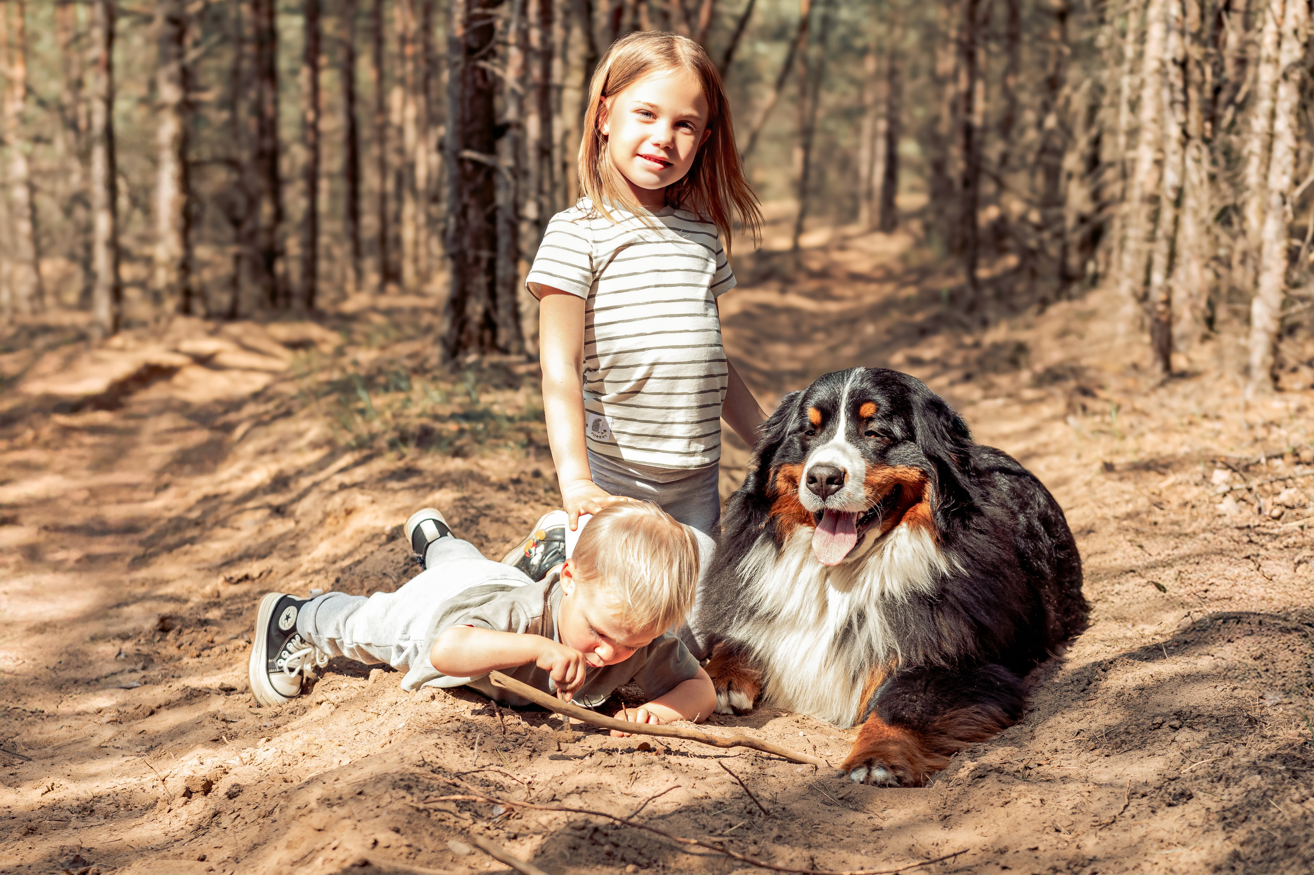 Семейная фотосессия в лесу