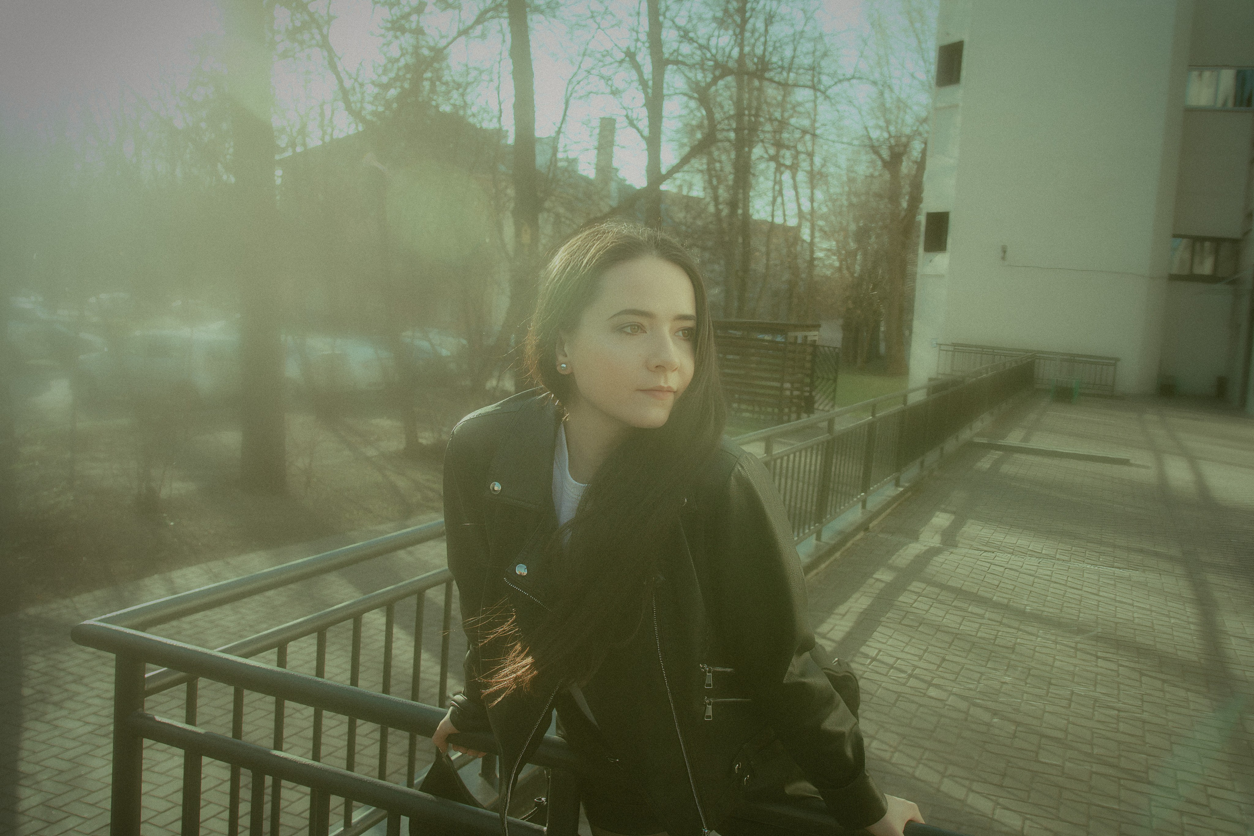 Солнечный Апрель