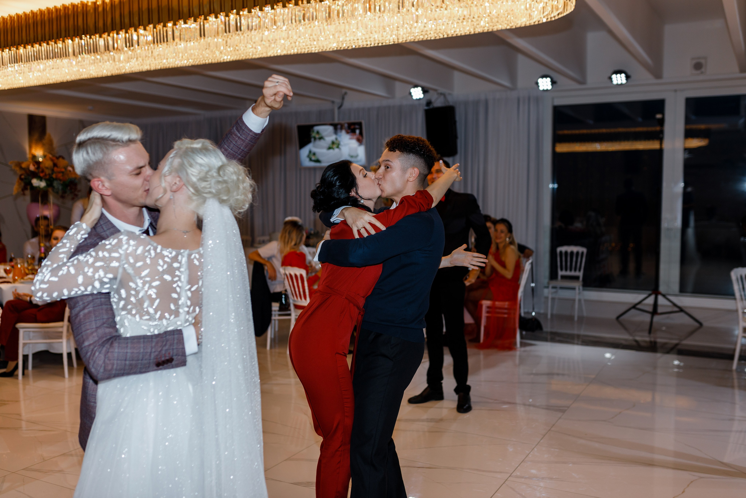 Анонс свадьбы Сергея и Елены. Свадебный фотограф в Крыму и Севастополе Ольга Баскакова