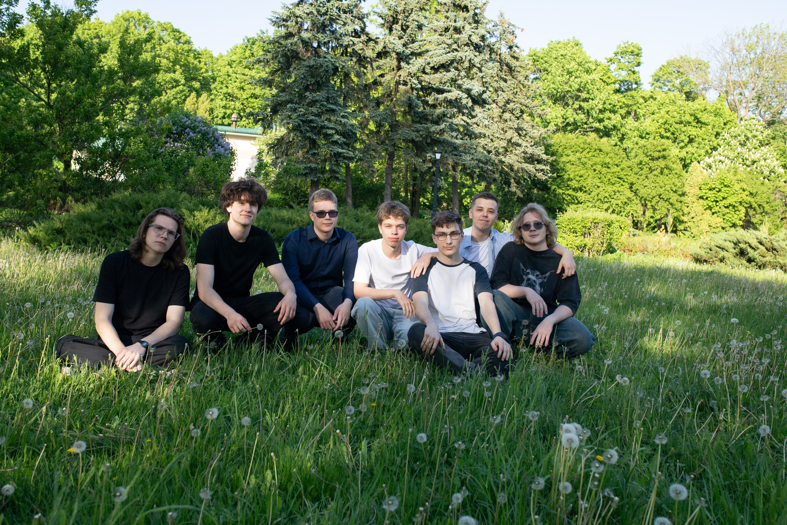 19/05/26 Лошицкий. Выпускные альбомы Cardsi