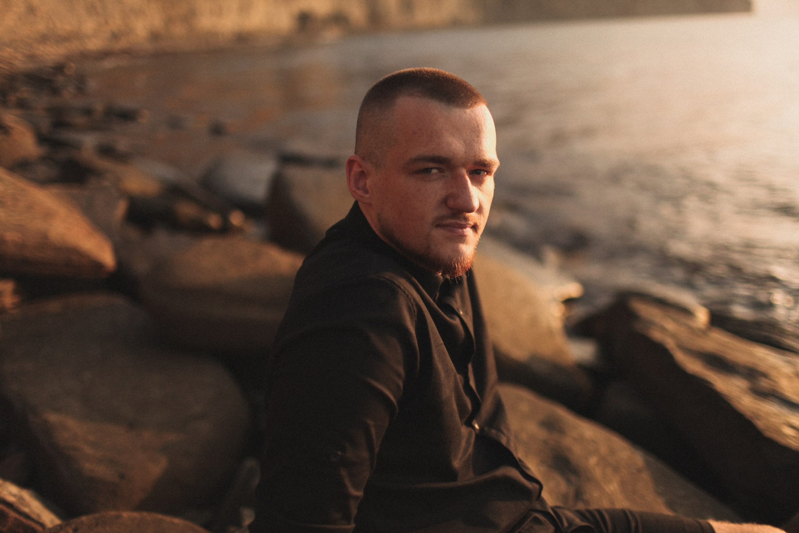 На Марсе. Фотограф в Севастополе и Крыму Артем Волобуев