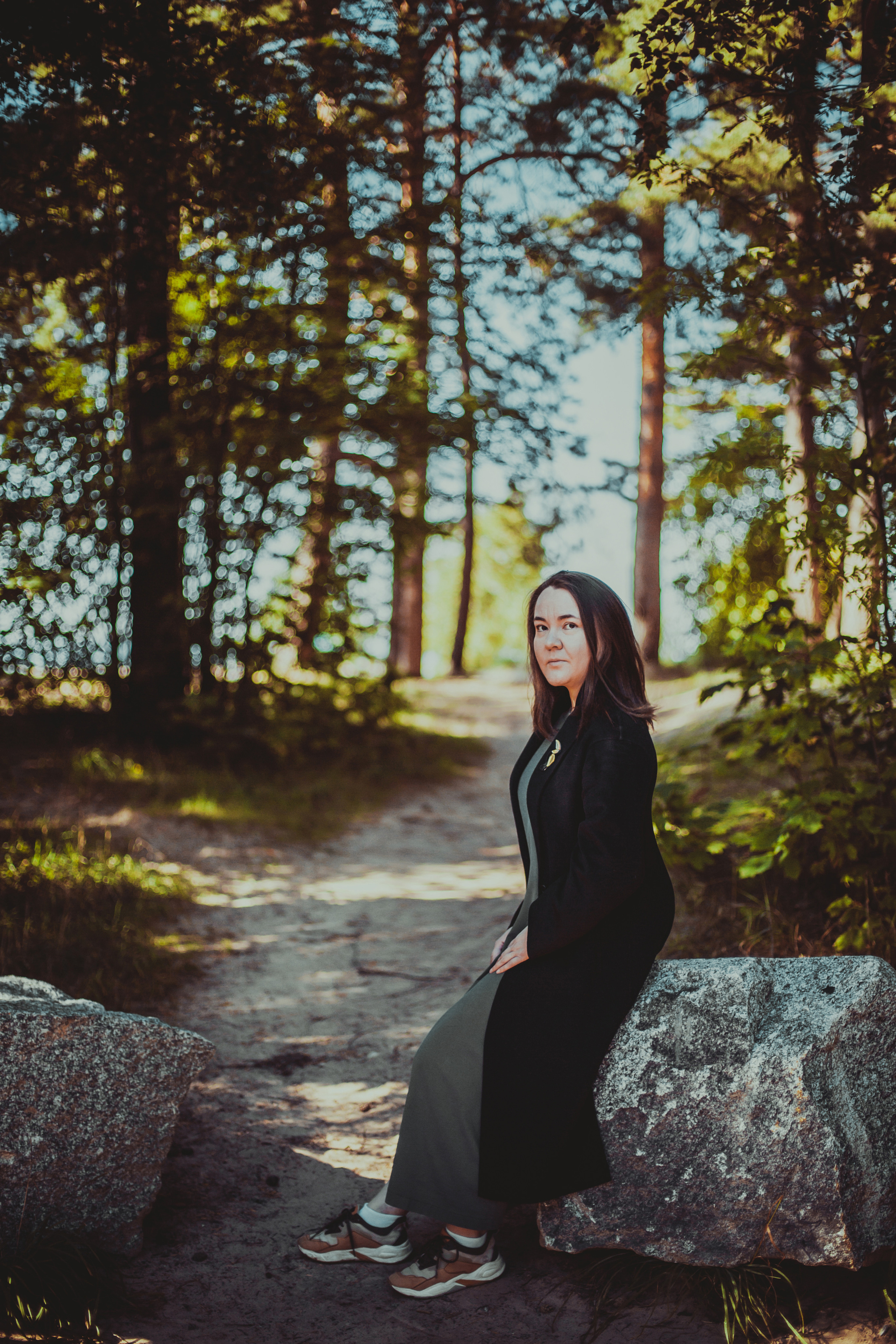 Женская портретная фотосессия на Финском заливе осенью. Детский, свадебный и семейный фотограф Юлия Курбатова, Санкт-Петербург