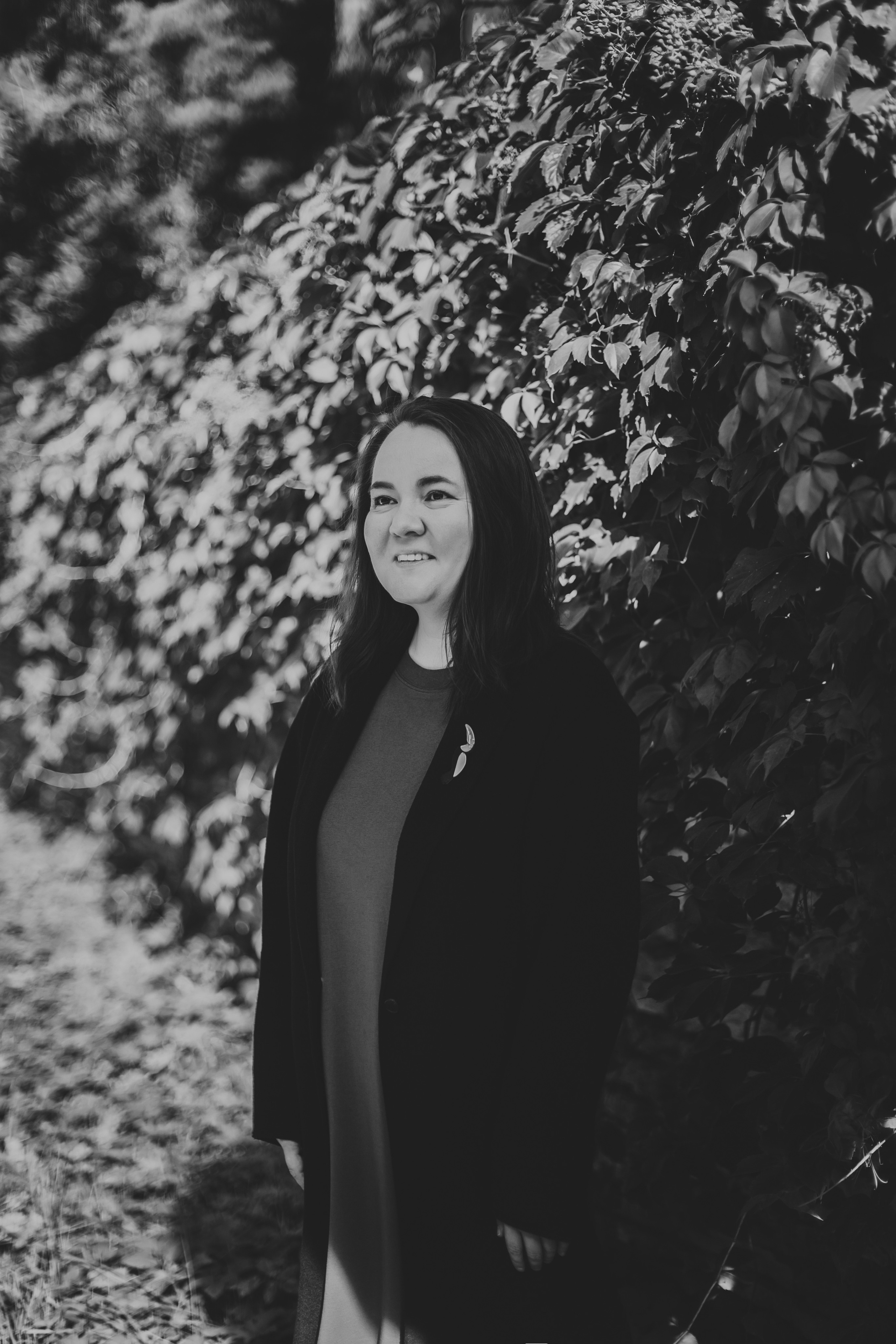 Женская портретная фотосессия на Финском заливе осенью. Детский, свадебный и семейный фотограф Юлия Курбатова, Санкт-Петербург