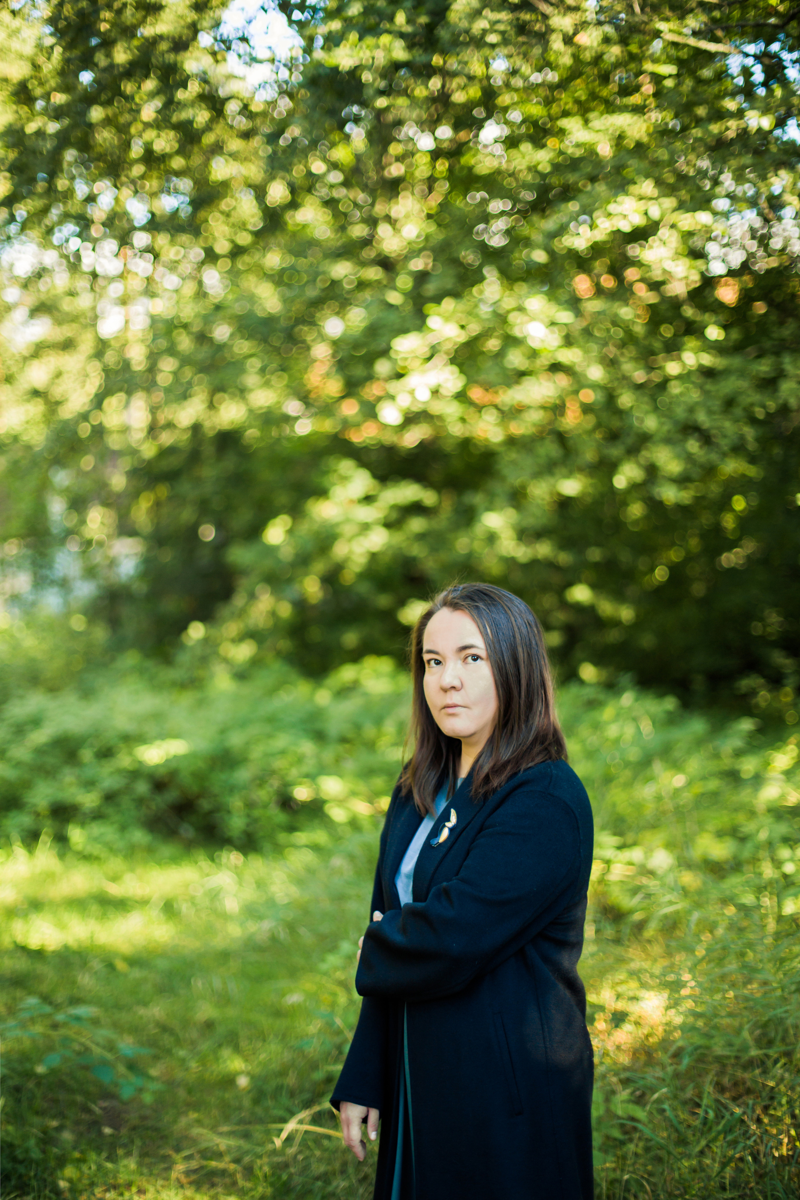 Женская портретная фотосессия на Финском заливе осенью. Детский, свадебный и семейный фотограф Юлия Курбатова, Санкт-Петербург