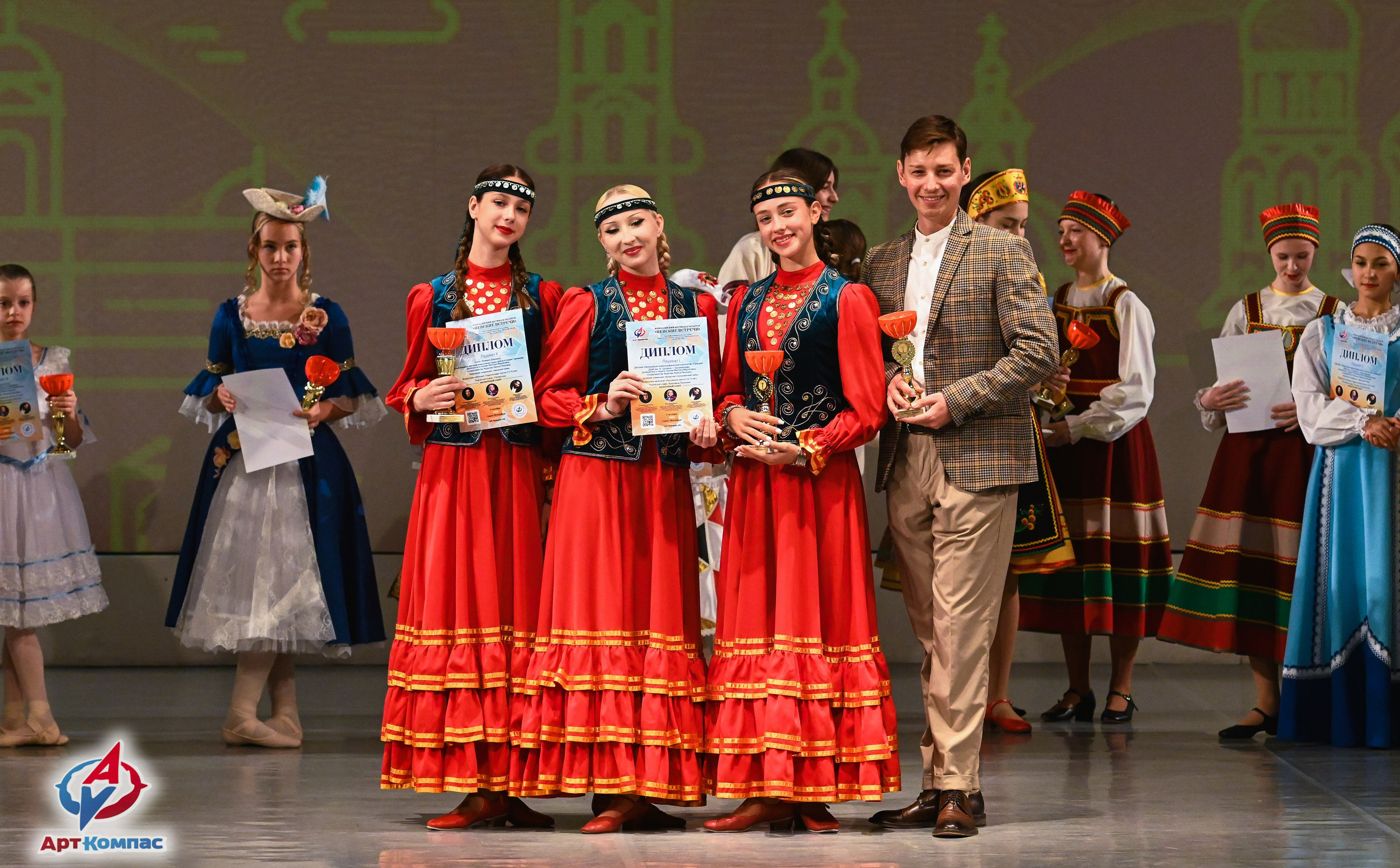 05.10.2025 Всероссийский фестиваль талантов «НЕВСКИЕ ВСТРЕЧИ» г. Санкт-Петербург. Медиастудия Фото Концепт