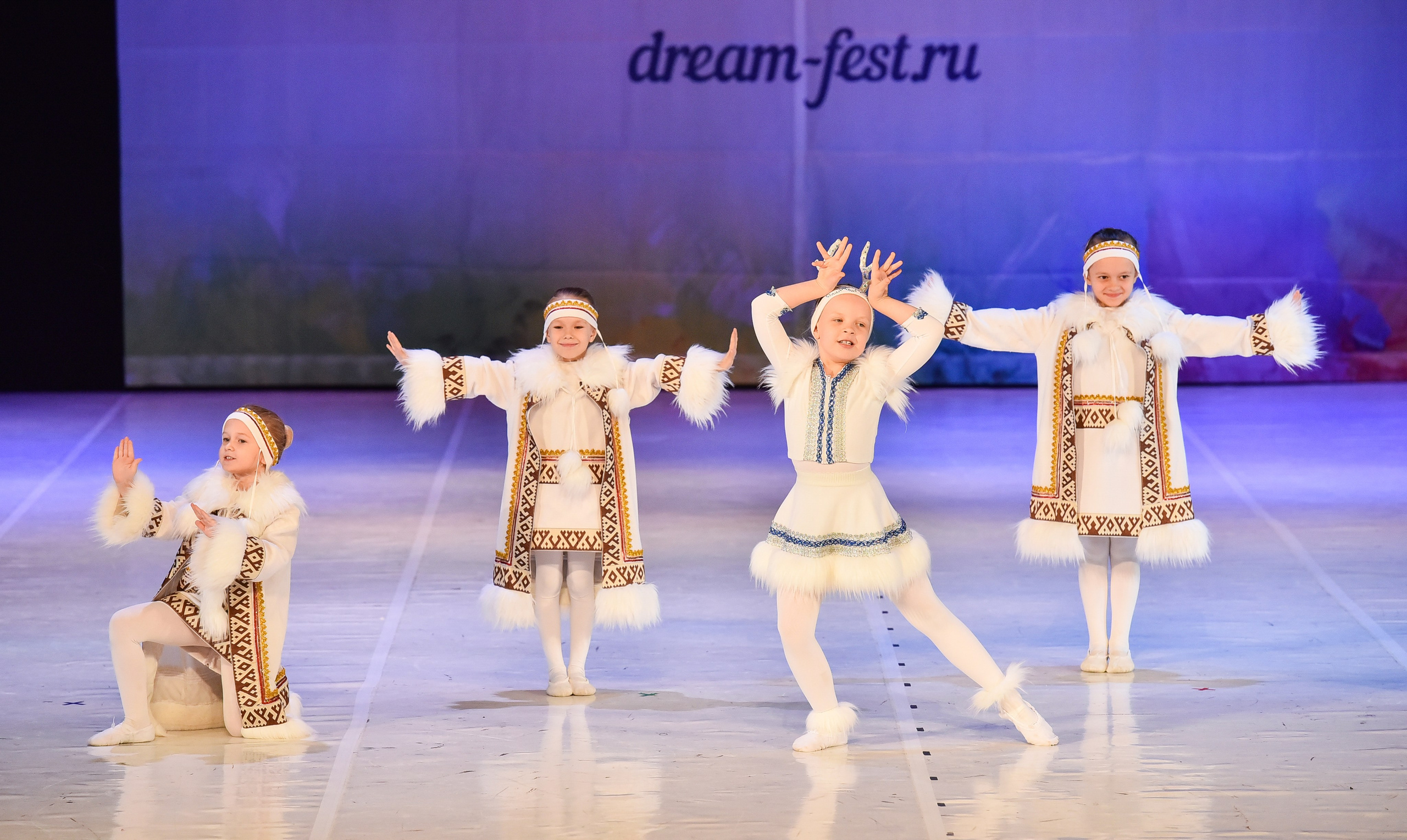 30.11.2024 Фестивальное движение «Шаг к мечте» Москва. Медиастудия Фото Концепт