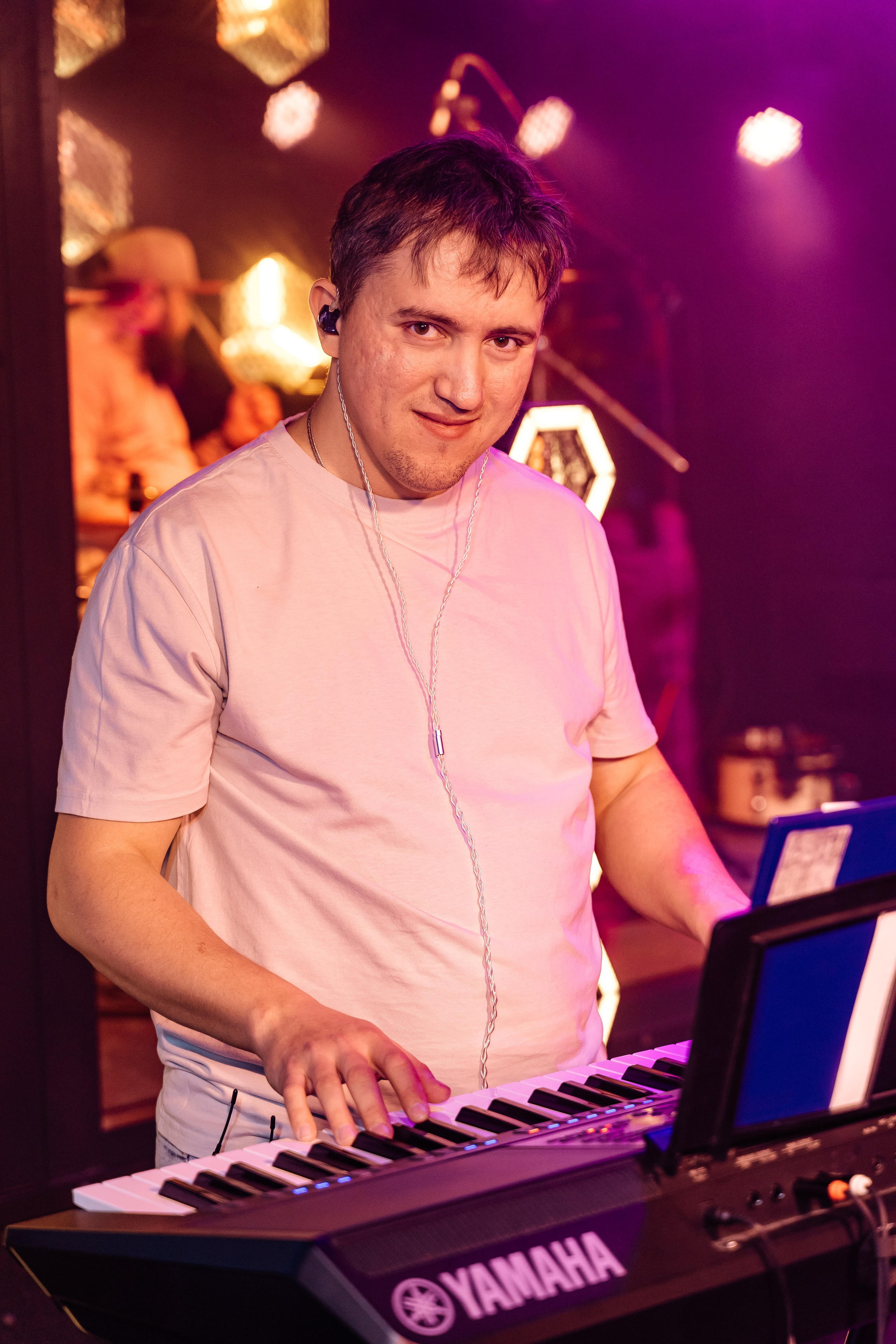 Кавер группа — ТВОИ. Ваш фотограф в Томске Александр Аркуша