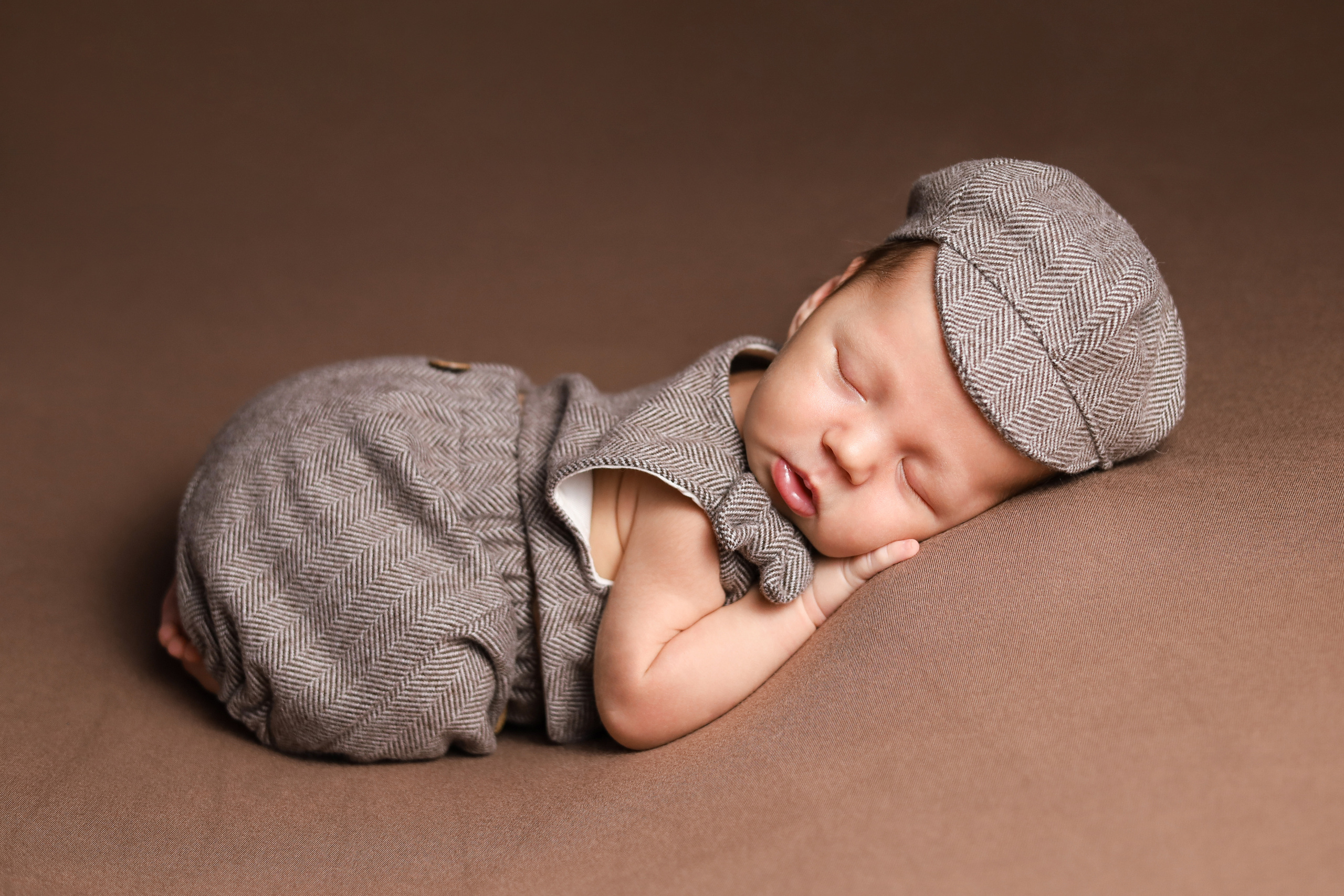 Новорожденные. Фотограф новорожденных Новосибирск