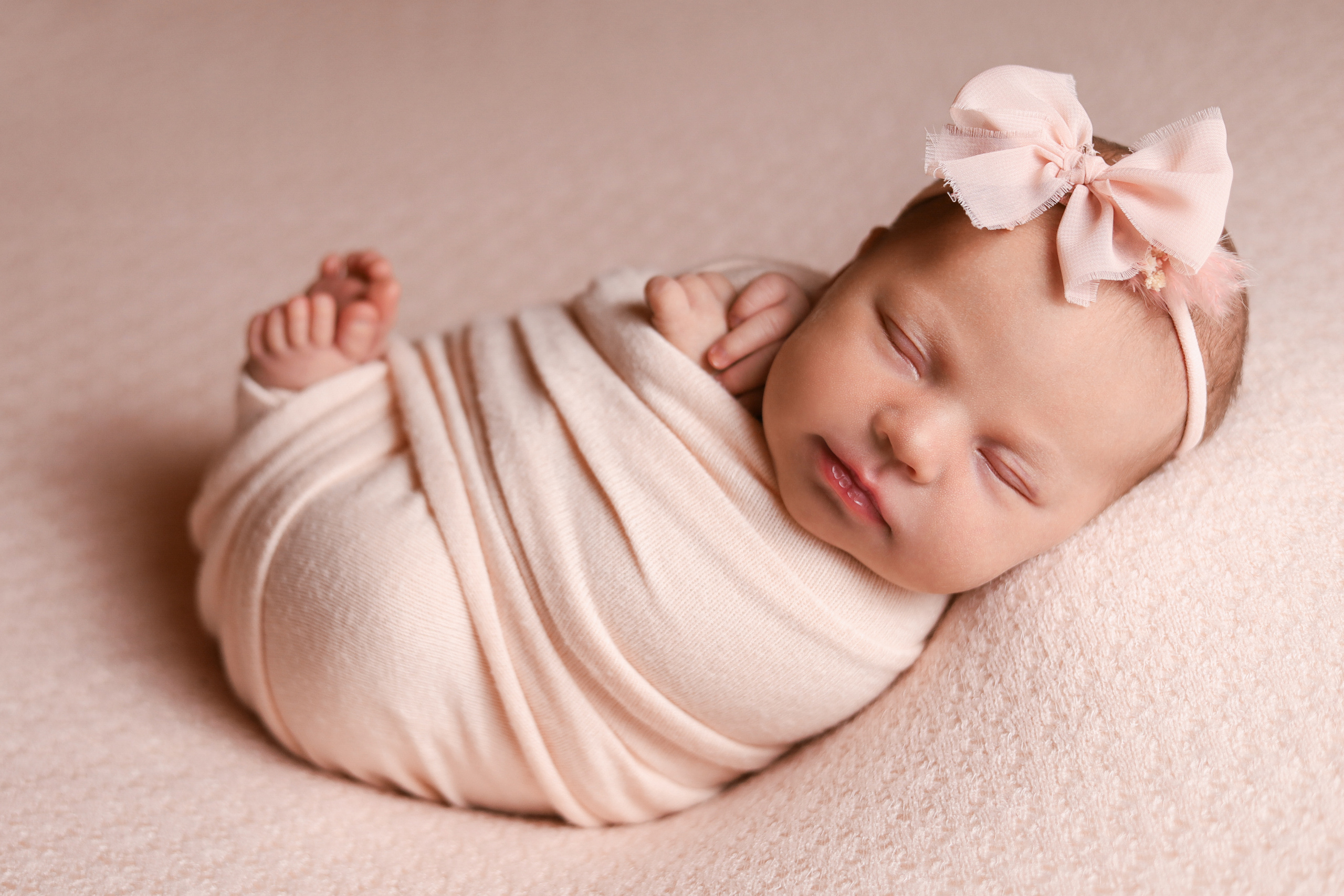 Новорожденные. Фотограф новорожденных Новосибирск