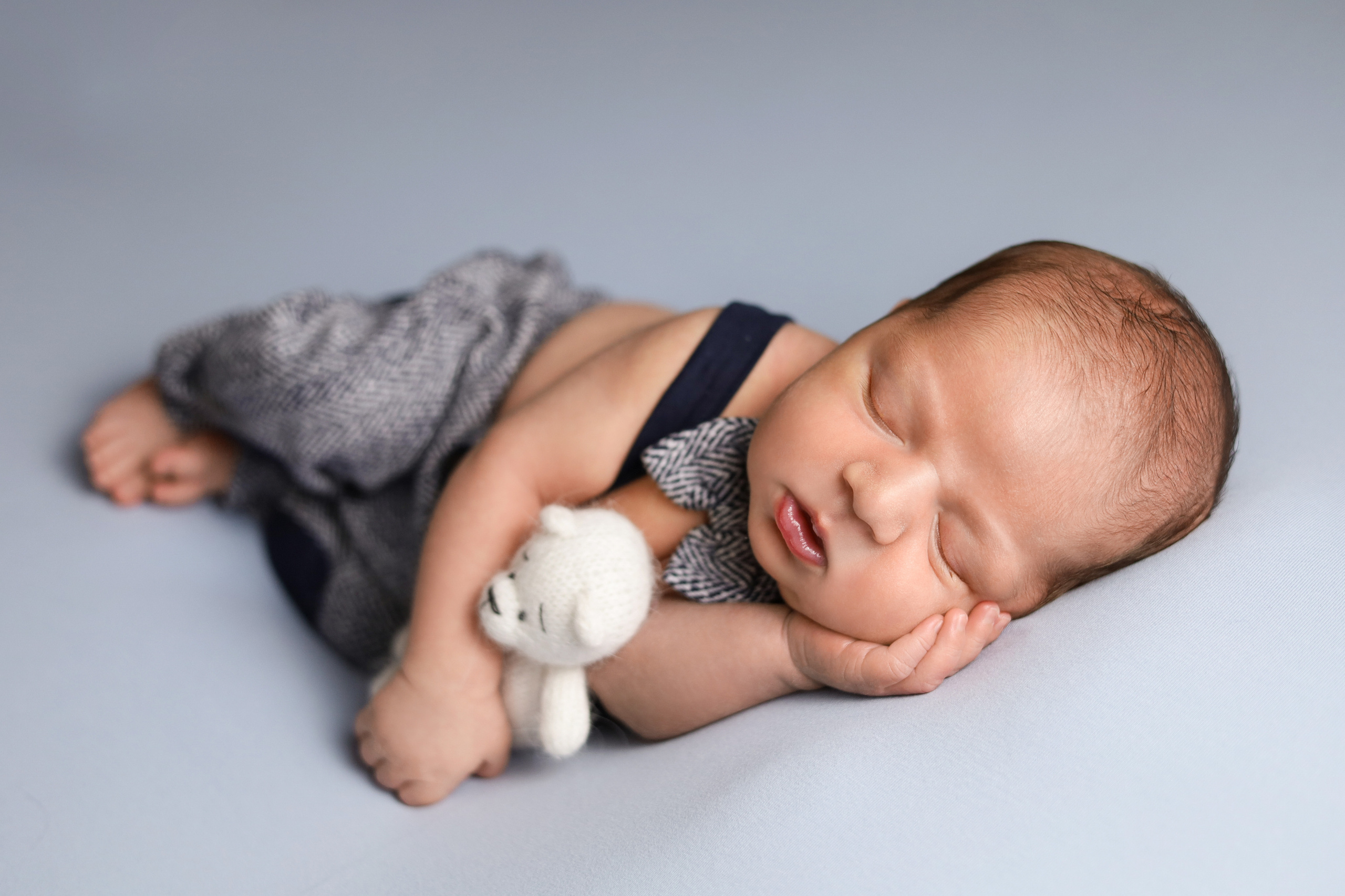 Новорожденные. Фотограф новорожденных Новосибирск