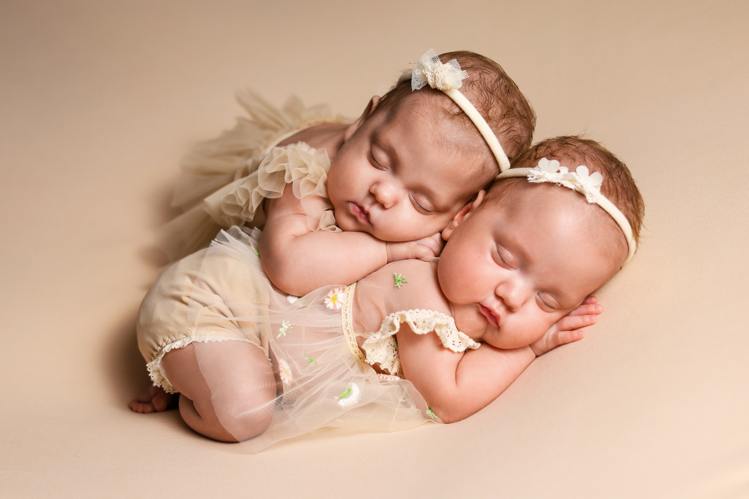 Новорожденные. Фотограф новорожденных Новосибирск