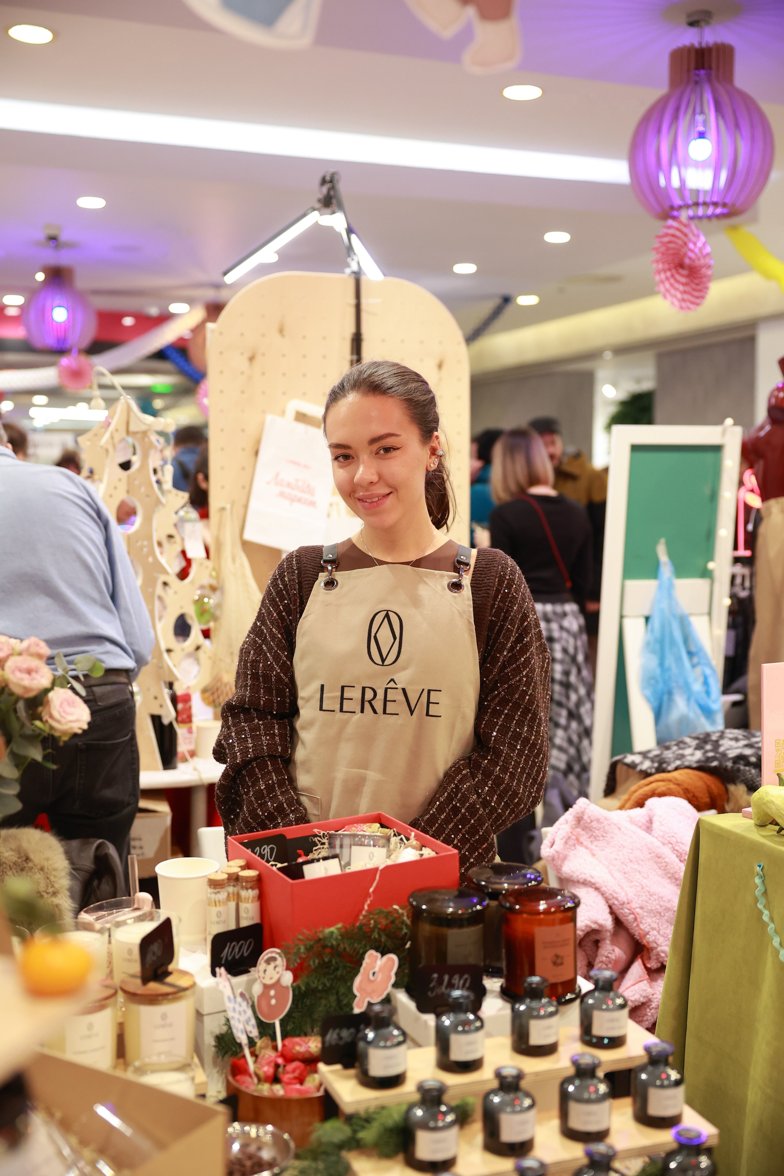 20–21 декабря 2025 Pop-up в Lotte Plaza / фото Саша Жукова. Фотоотчеты «Ламбада-маркета»