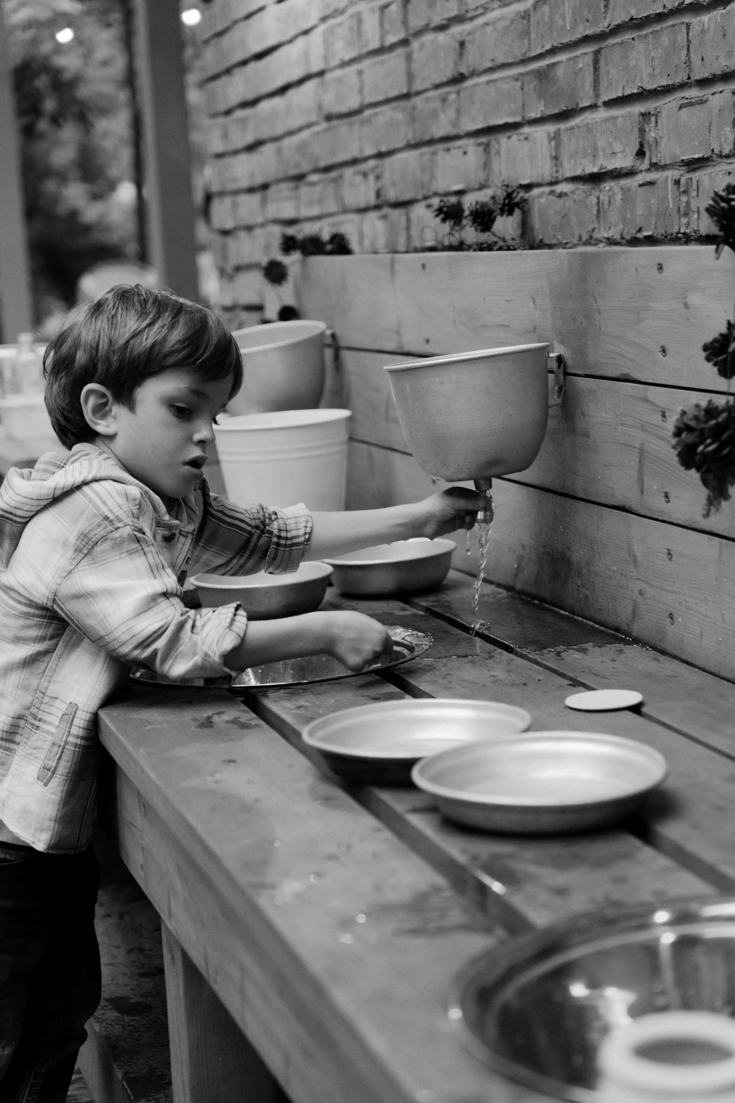 Встреча в «Робине» Переделкино. ФОТОГРАФ КСЕНИЯ СОСНОВСКАЯ