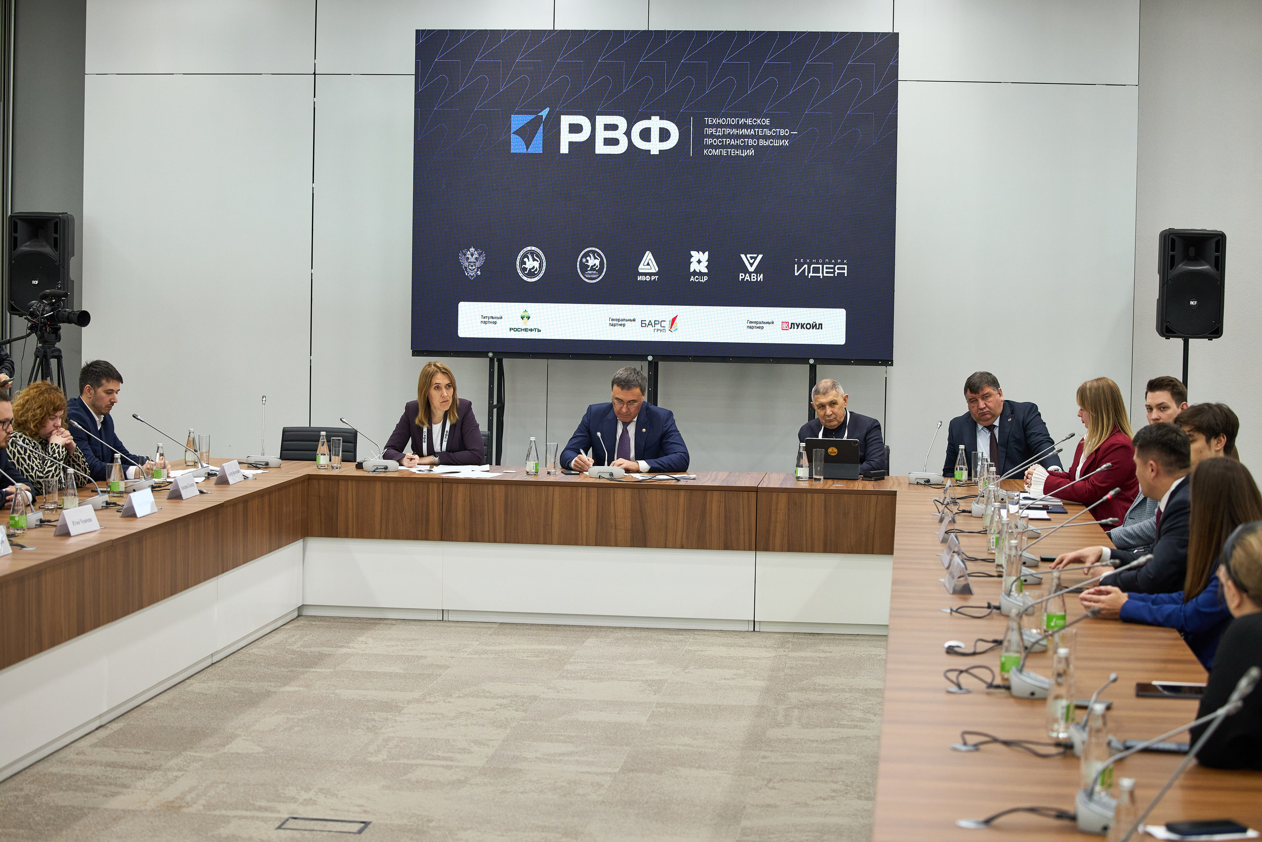 ВСТРЕЧА С МИНИСТРОМ НАУКИ И ВЫСШЕГО ОБРАЗОВАНИЯ РФ. Ilgizphoto.ru