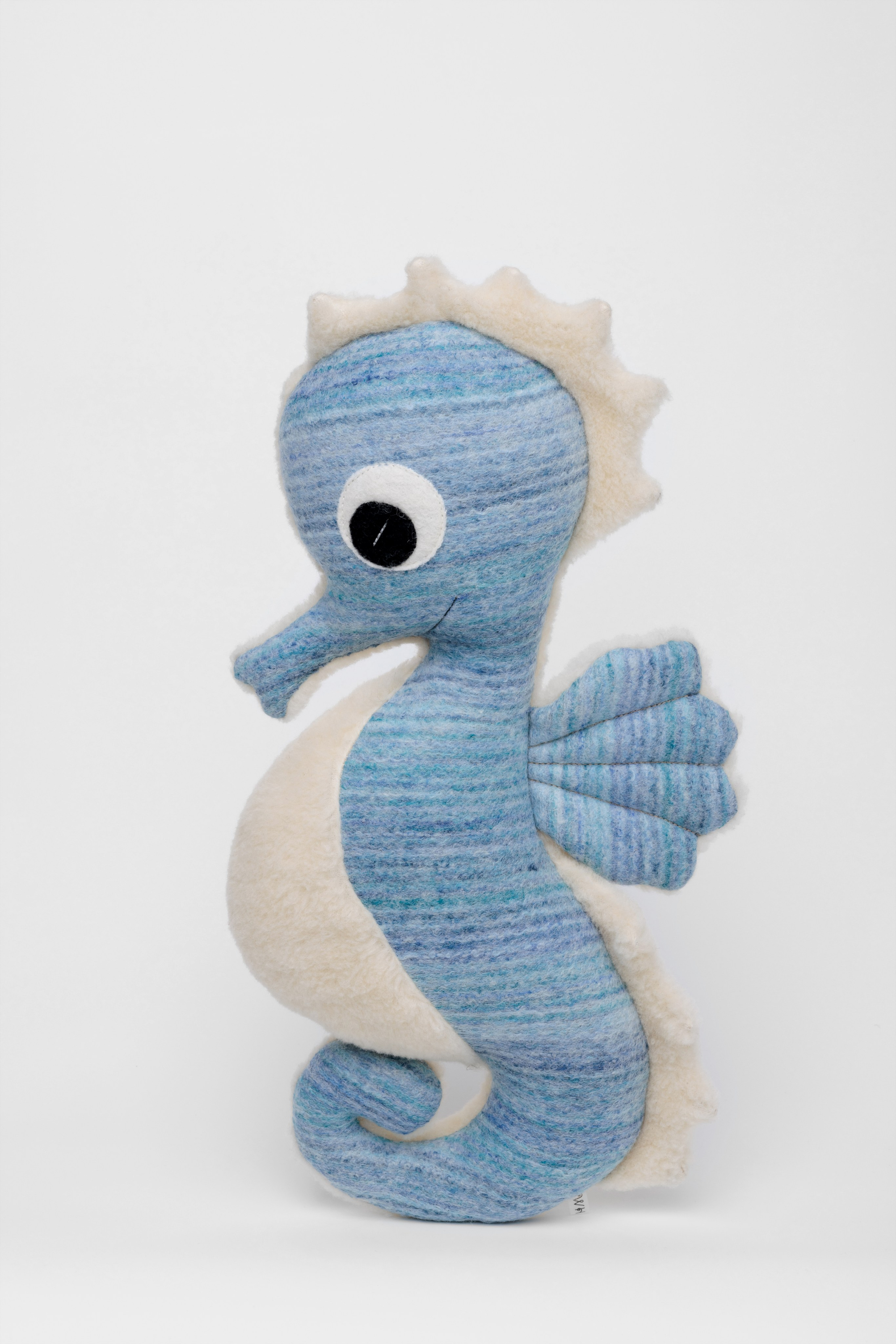 Съёмки для маркетплейсов. Фотограф Александр Калинин