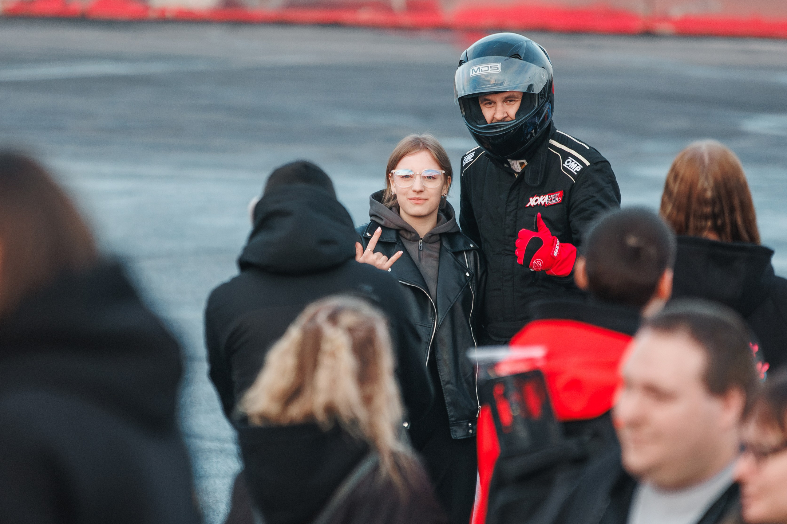Выставка и дрифт машин. Репортажный фотограф. Москва. Алина Ланская