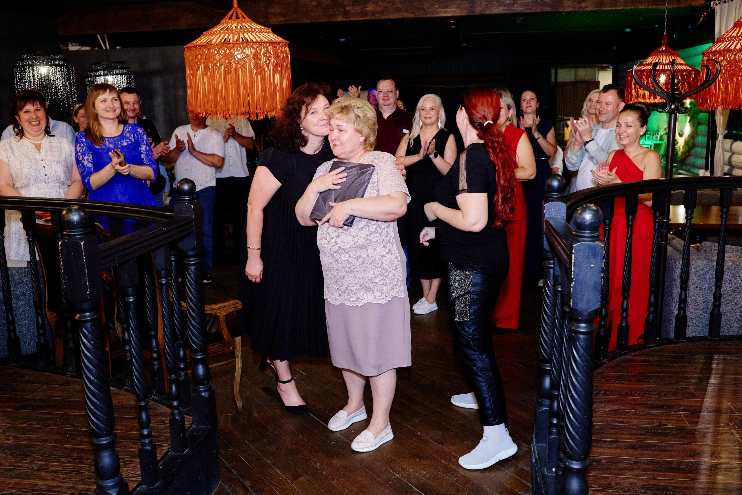 Выпускной 35 Сош. Фотограф Выпускные альбомы Таганрог Сергей Коробченко