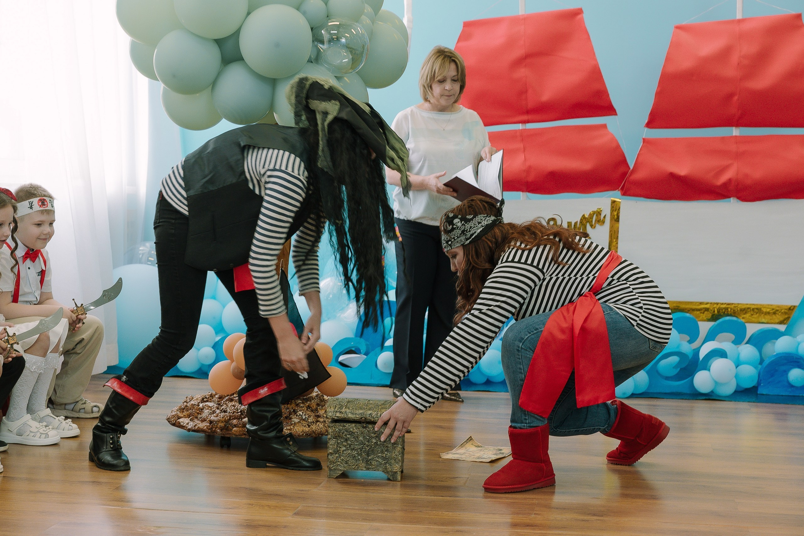 Выпускной 10 ДС. Выпускные альбомы Натальи Бутко: Новороссийск, Анапа, Геленджик