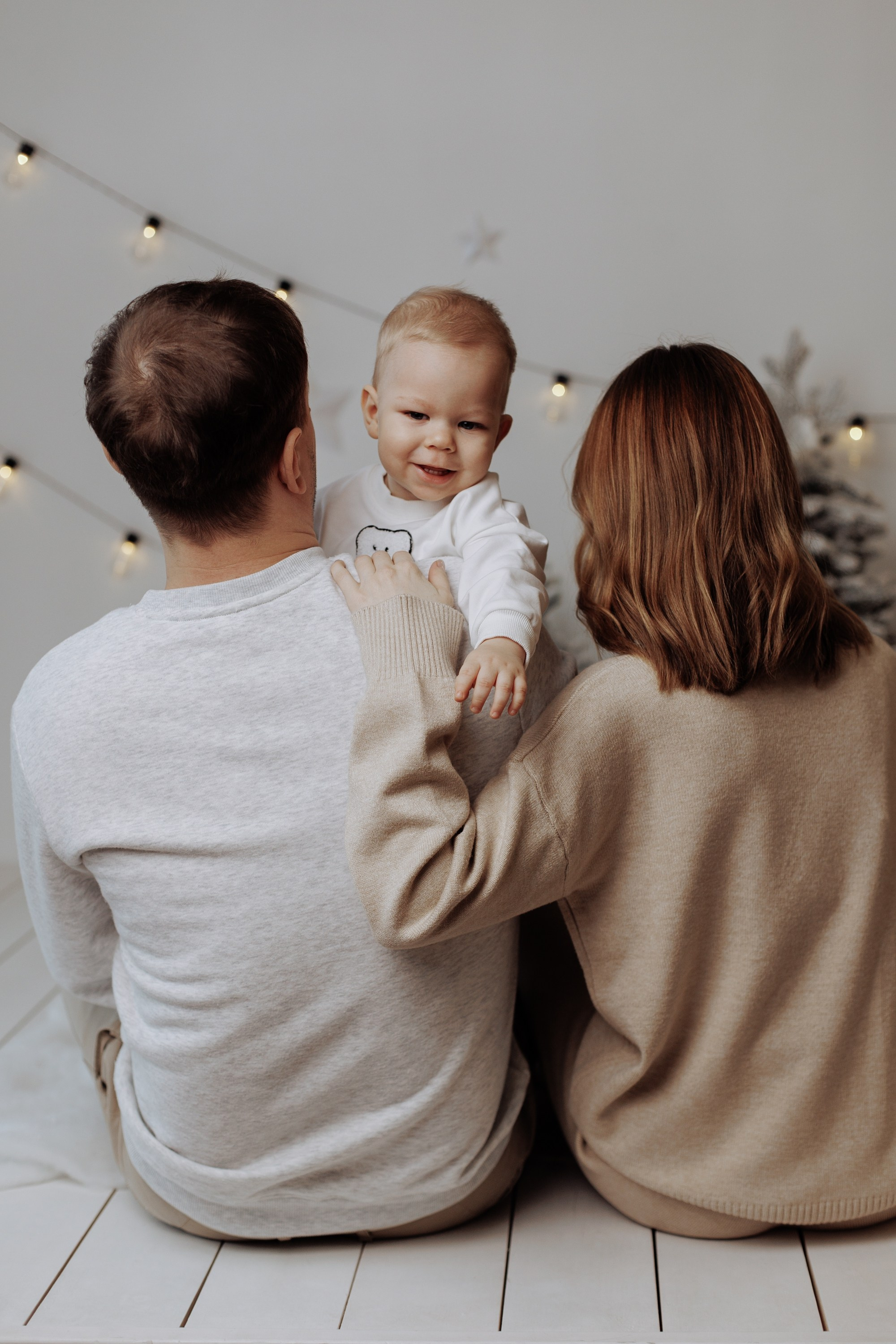 Семейная фотосессия «студия». Свадебный фотограф