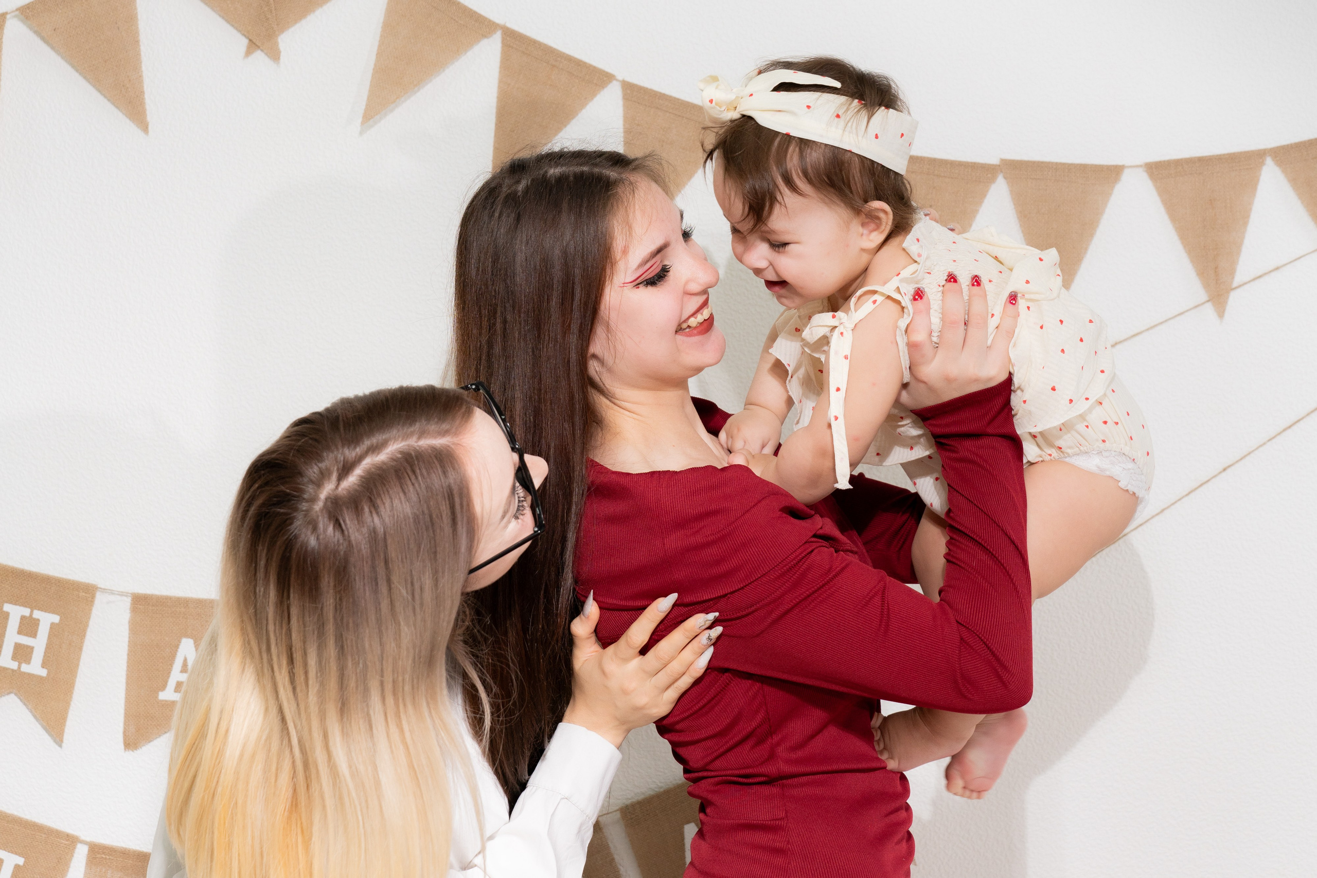 Фотосессия в студии на годик, 2,3 и т.д. Nikolay Serfoord